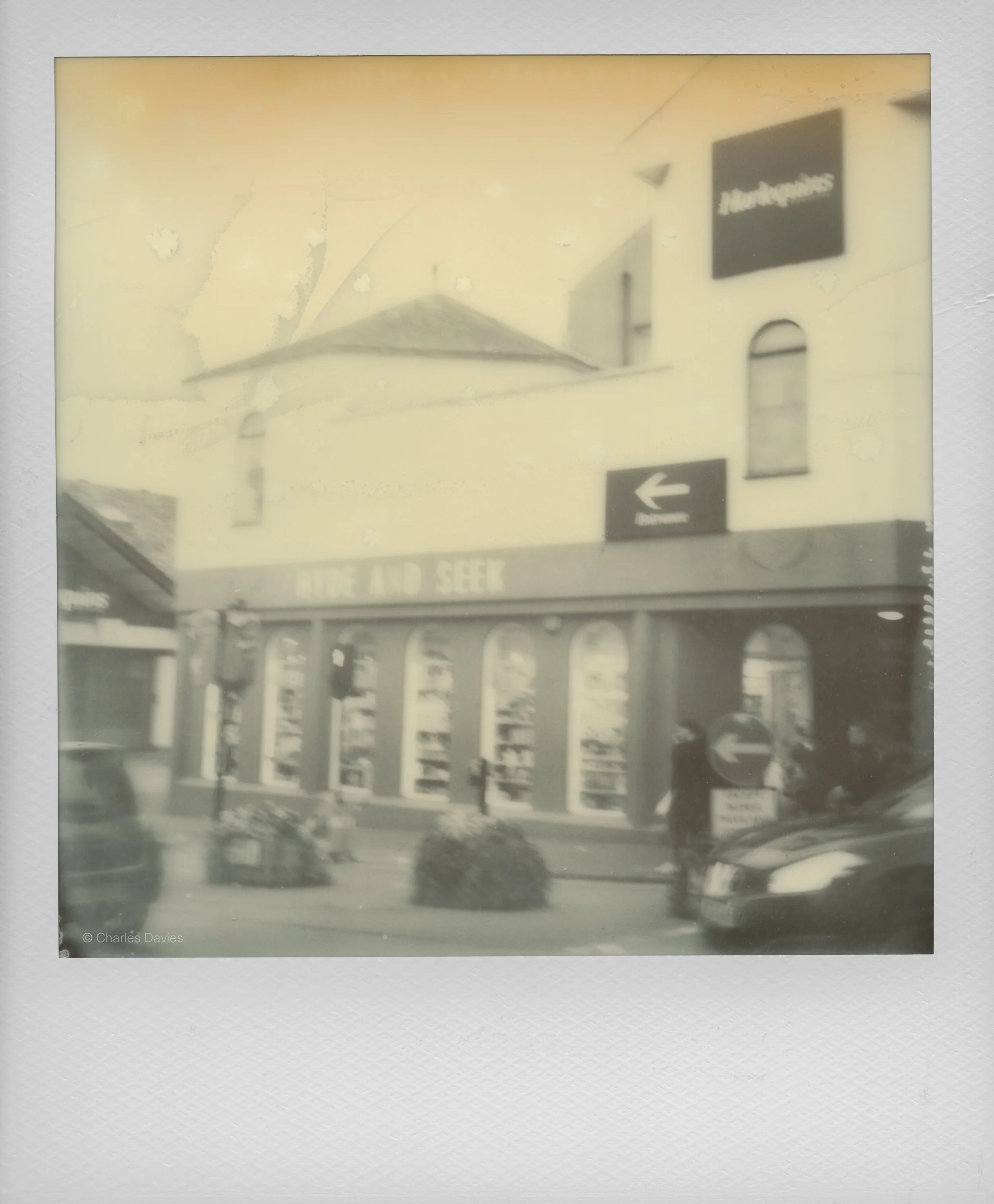 123 - 2022 - Polaroid SX-70 Sonar (aged).jpg