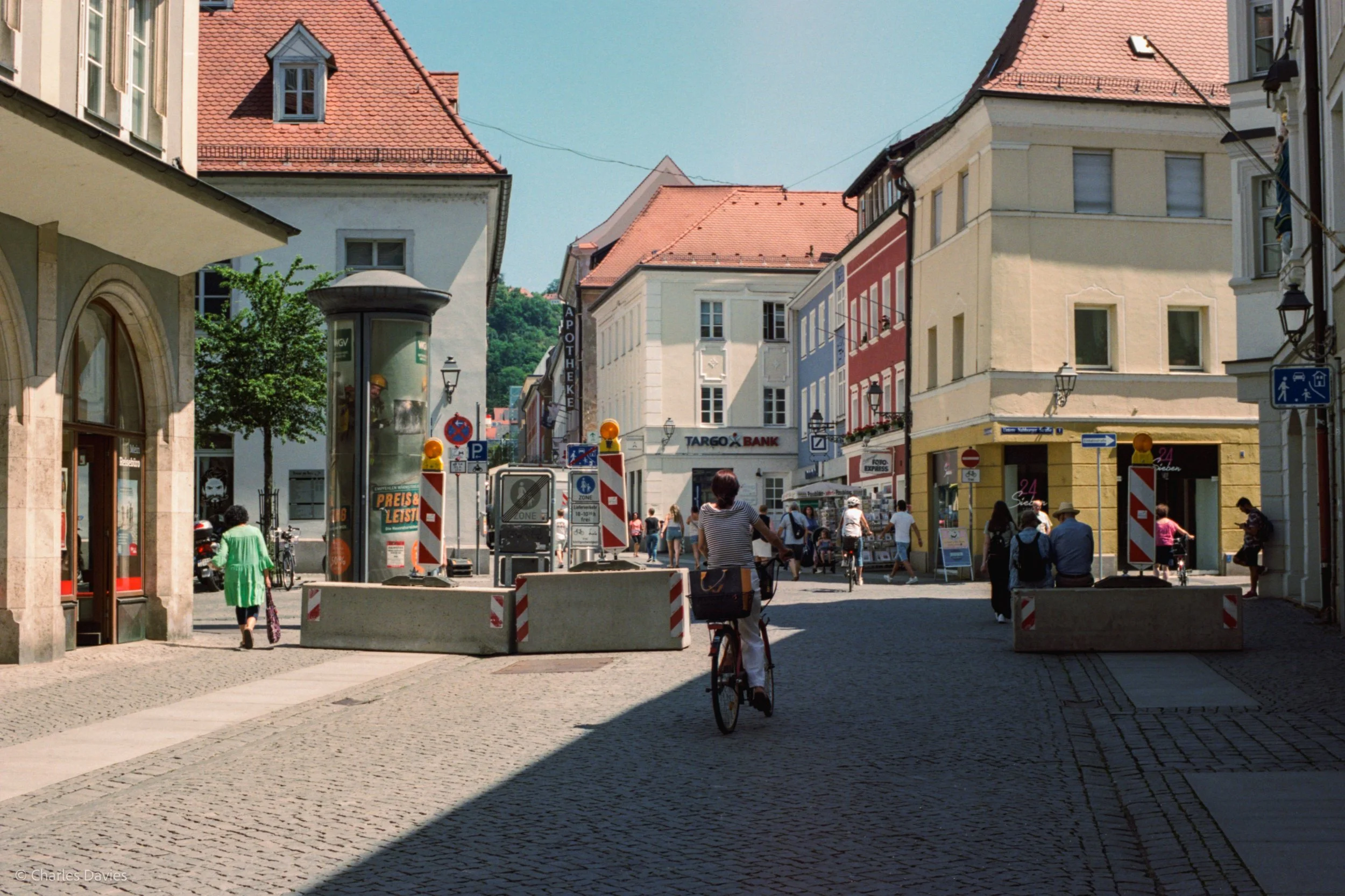 Roll 38 - 2025 - Europe - Germany - Amberg - Kodak Portra 160 - Contax RTS - 35mm - Film - Colour