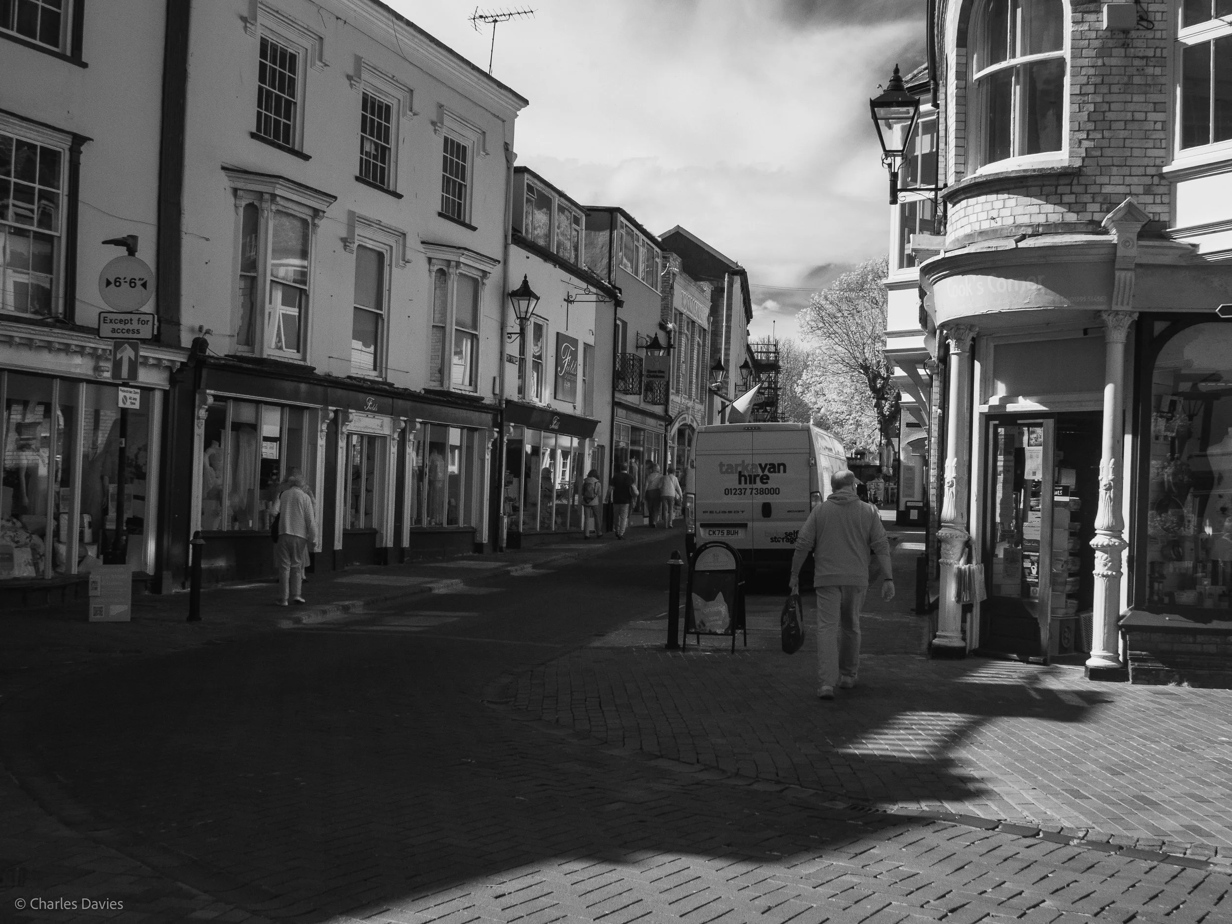 Manual - ISO 400 + F/8 + 1/640th - Sidmouth  
