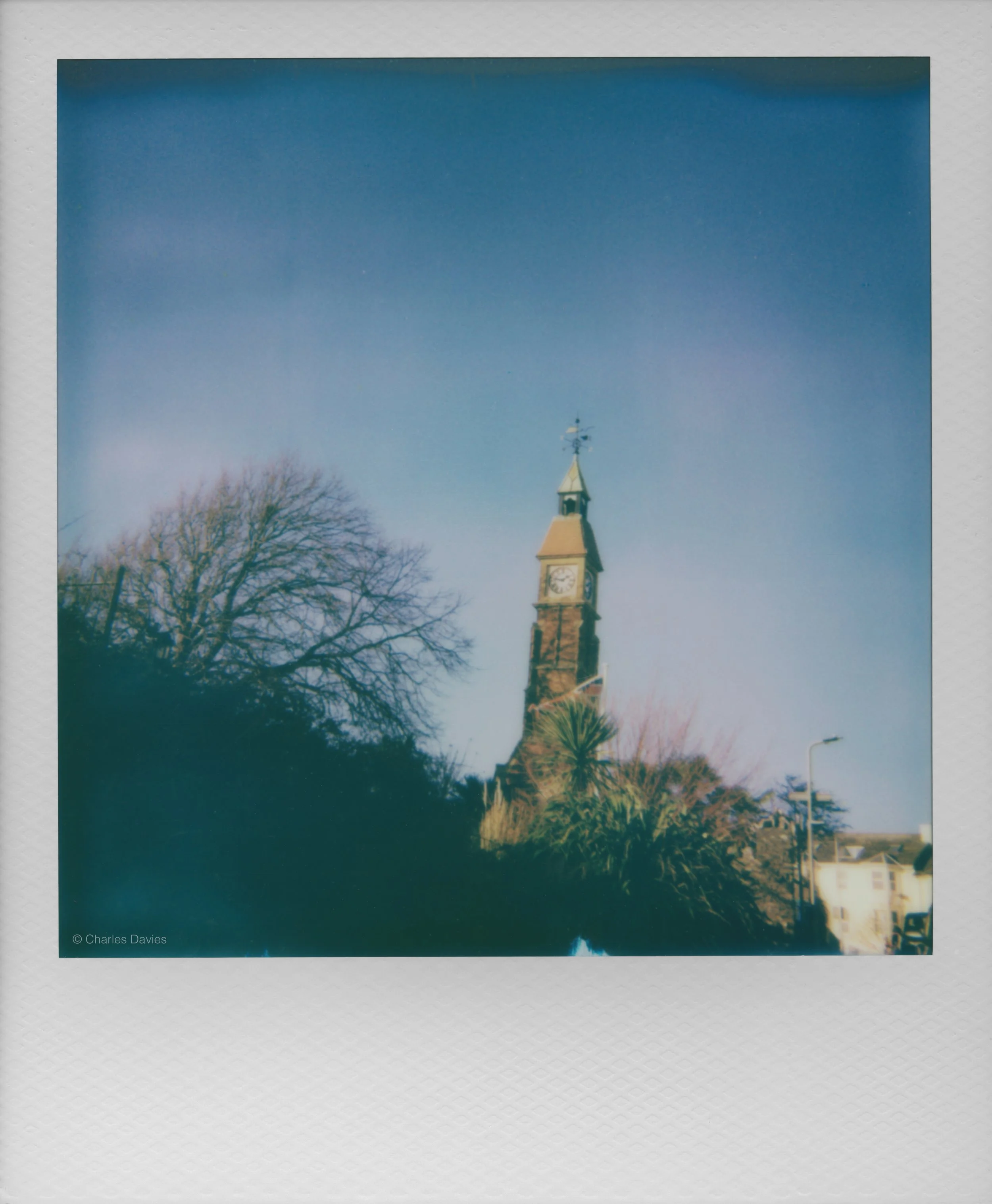 100 - 2025 - Polaroid Autofocus 660.jpg