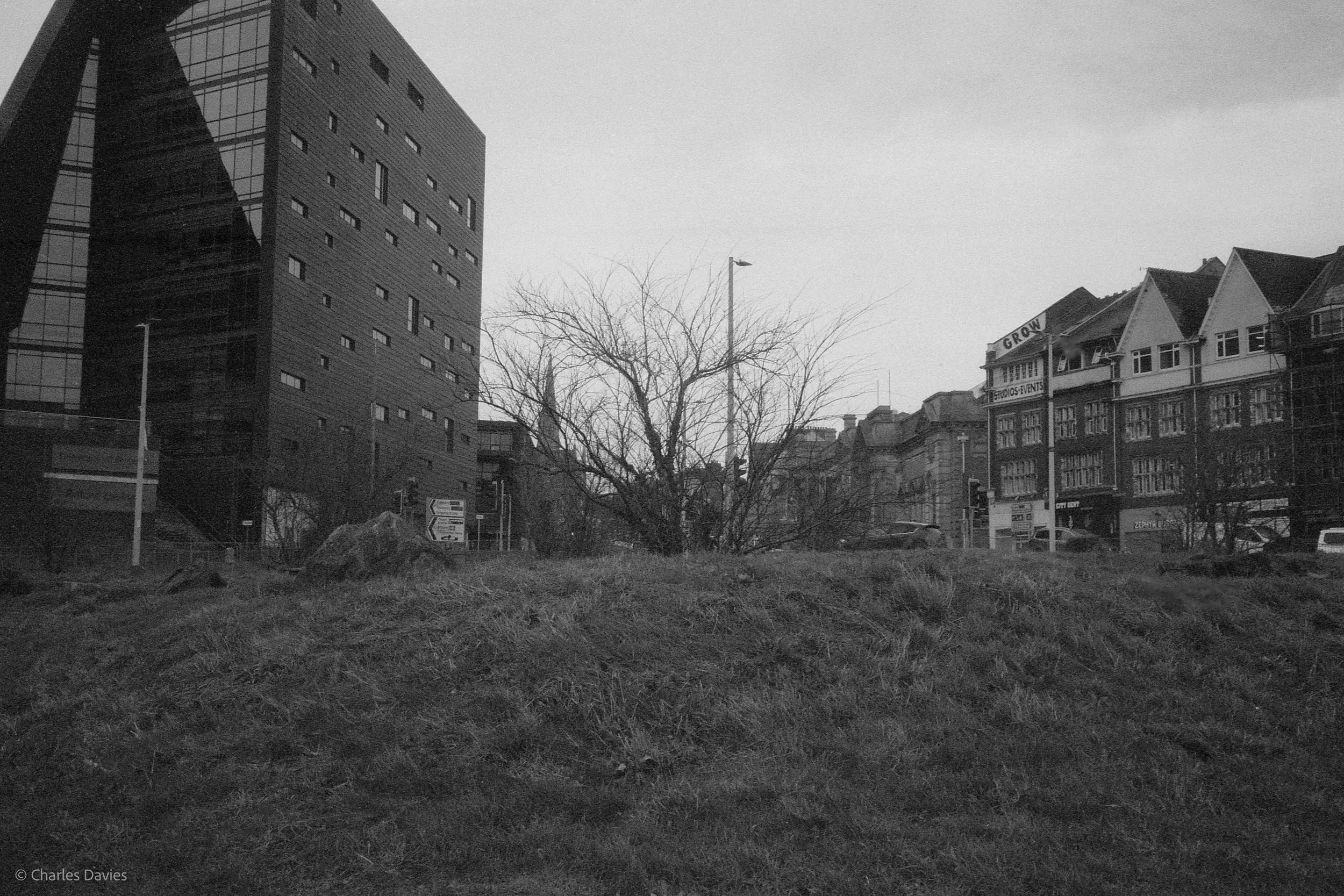 Roll 17 - 2025 - Europe - United Kingdom - Plymouth - Ilford HP5 Plus 400 - Olympus 35DC - 35mm - Film - B&W  