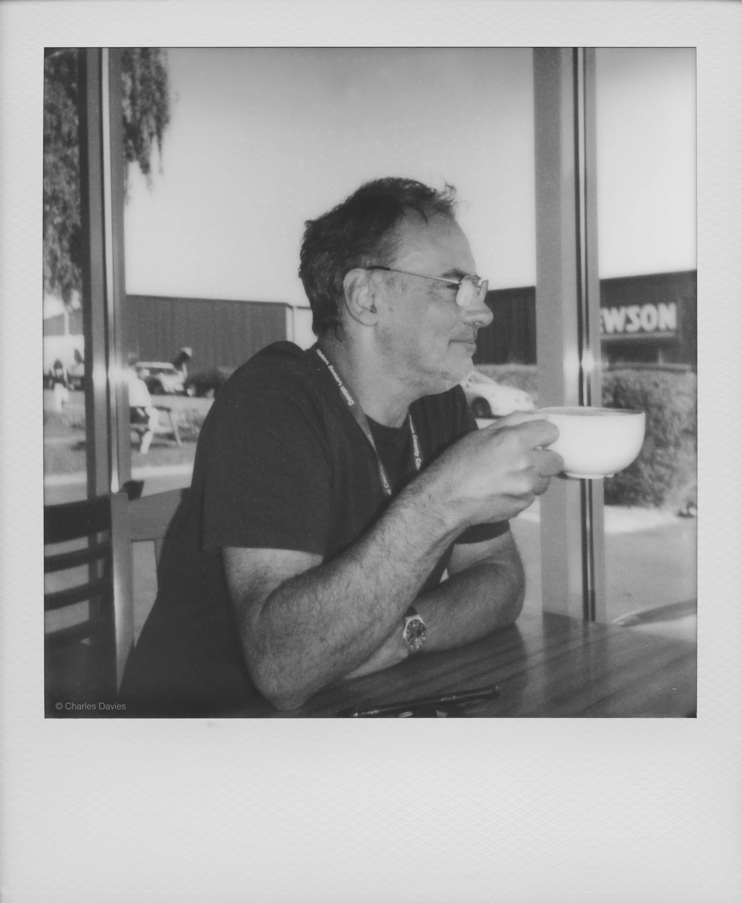 31 - 2022 - Polaroid Now.jpg