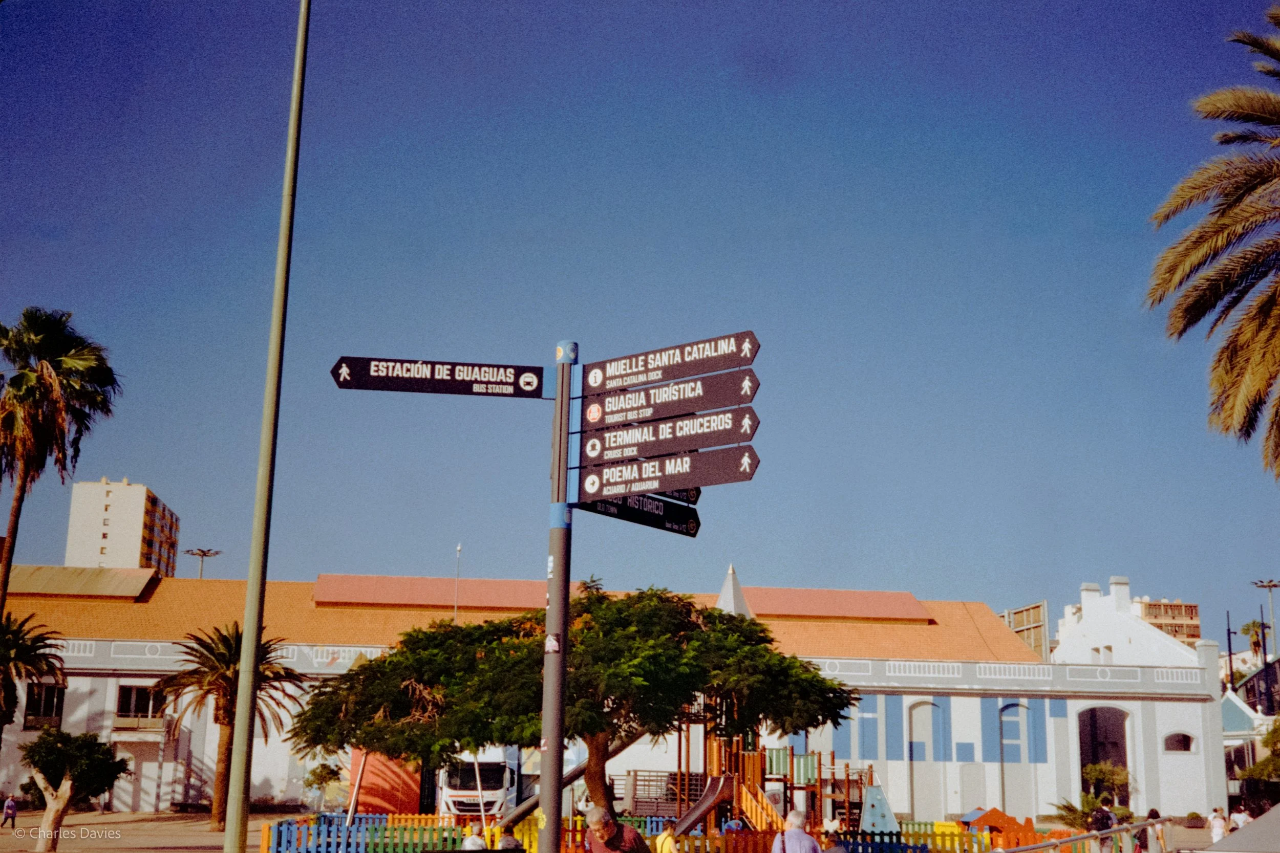 Roll 15 - 2024 - Europe - Spain - Las Palmas de Gran Canaria - Kodak Gold 200 - Olympus 35DC - 35mm - Film - Colour 