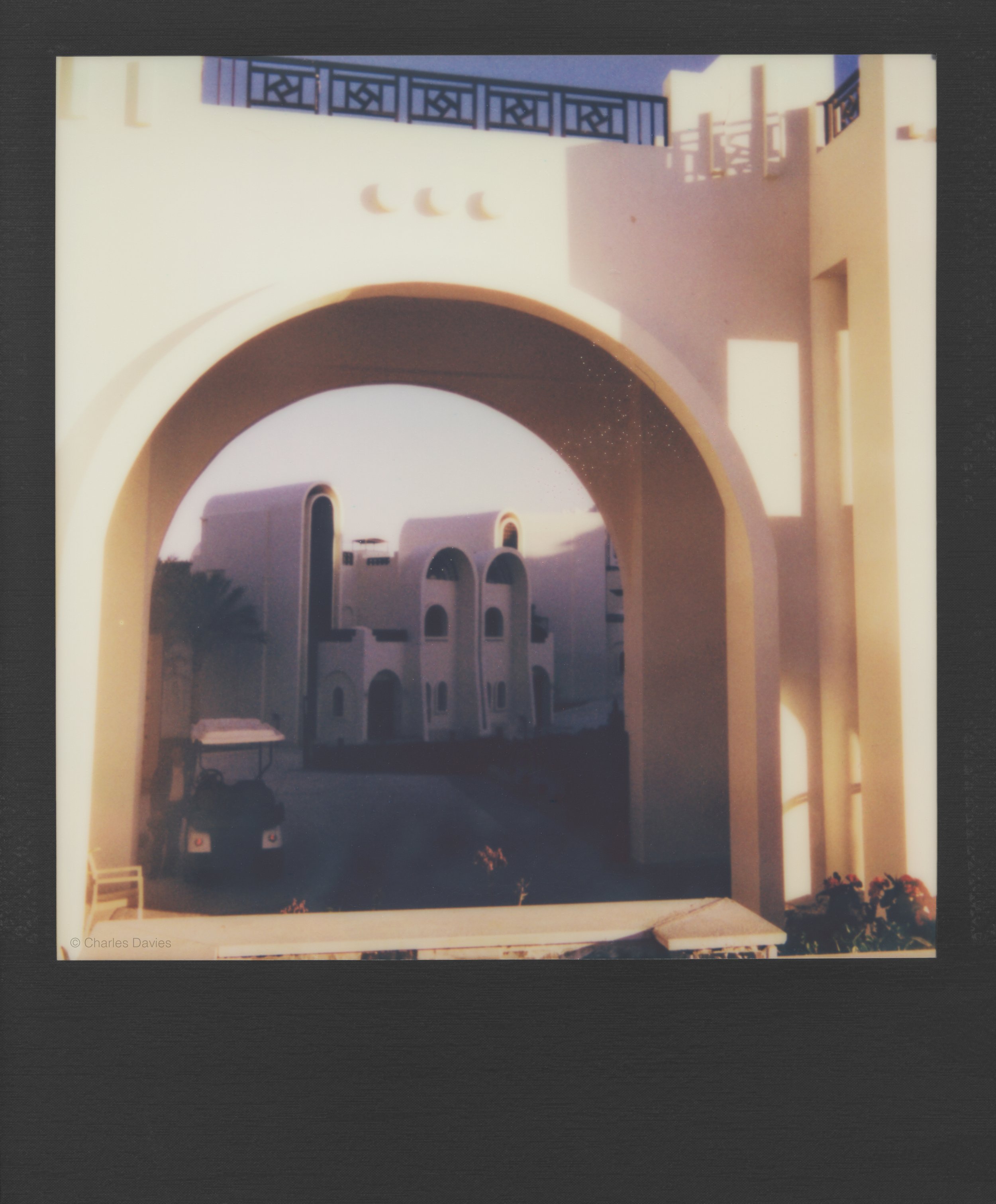41 - 2023 - Polaroid Now.jpg