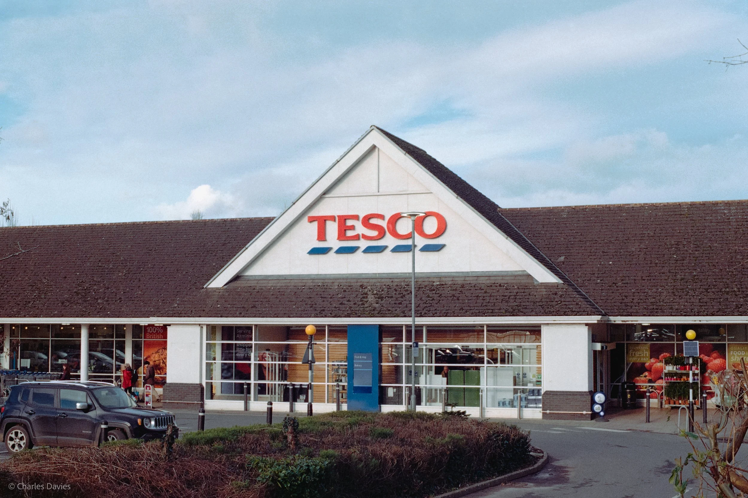 Roll 20 - 2025 - Europe - United Kingdom - Axminster - Kodak ColorPlus 200 - Contax RTS - 35mm - Film - Colour 