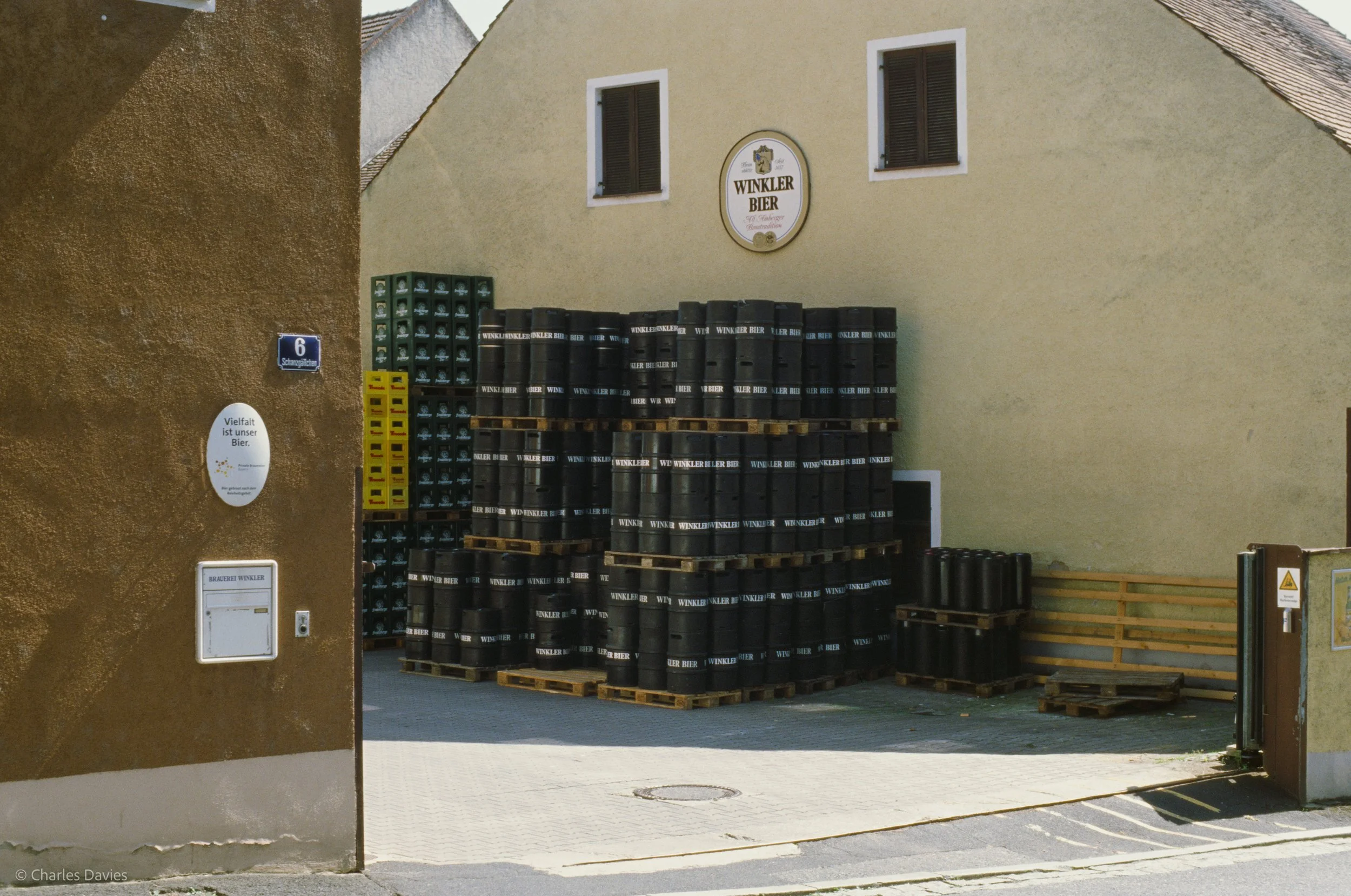 Roll 39 - 2025 - Europe - Germany - Amberg - Kodak Ektachrome 100 - Contax RTS - 35mm - Film - Colour - Colour Reversal/Slide Film