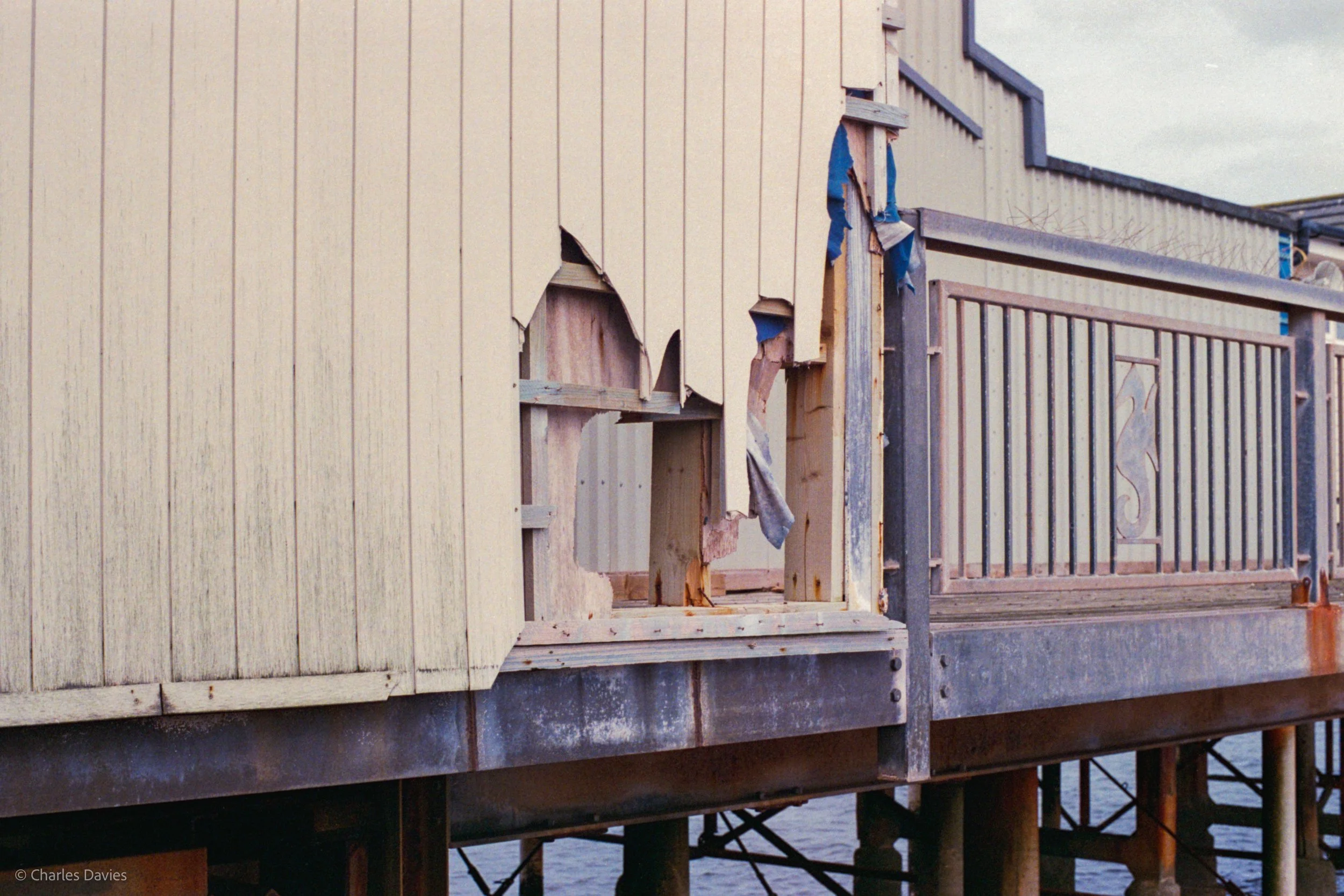 Roll 26 - 2025 - Europe - United Kingdom - Teignmouth - Kodak UltraMax 400 - Contax RTS - 35mm - Film - Colour 