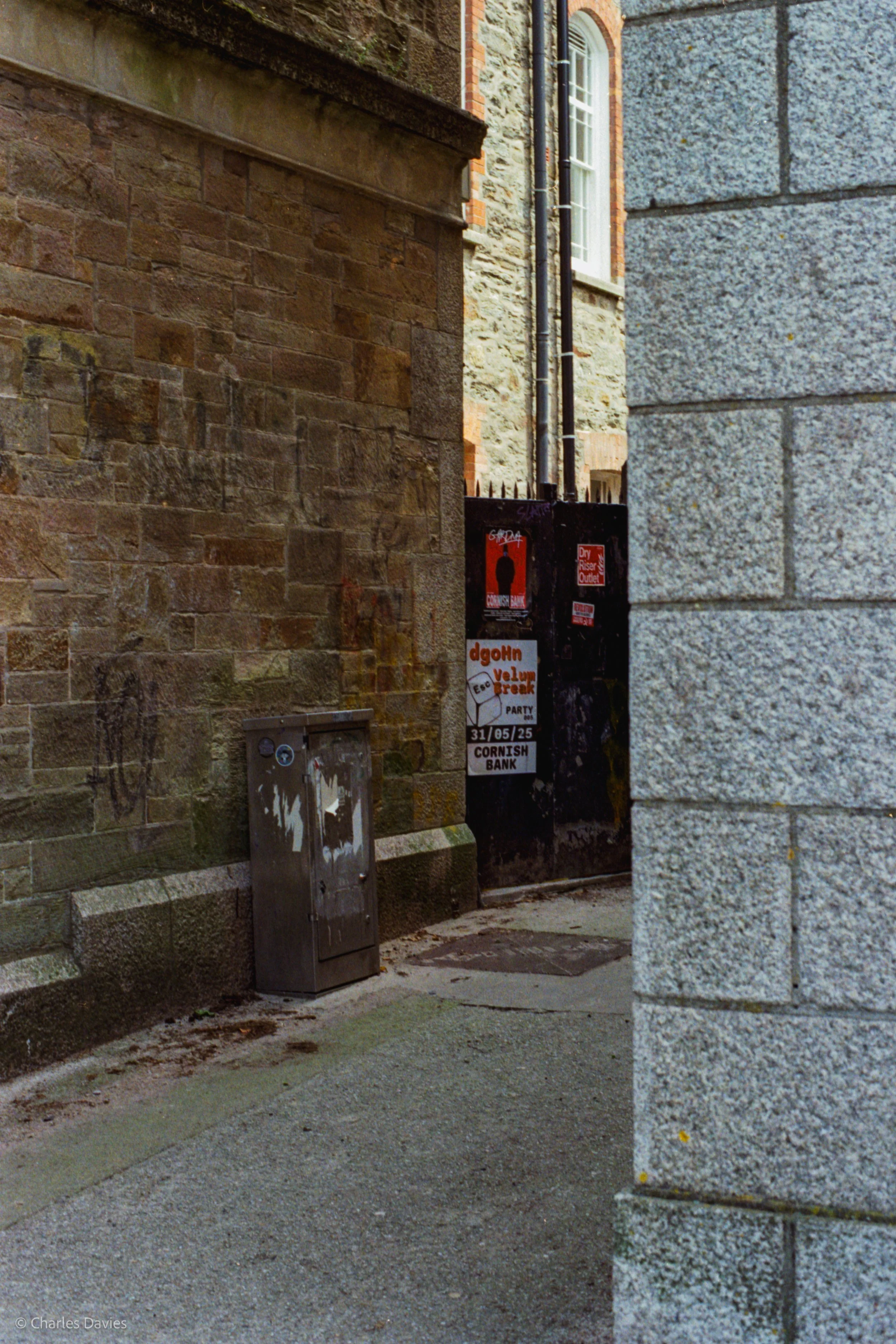 Roll 32 - 2025 - Europe - United Kingdom - Falmouth - Kodak Pro Image 100 - Contax RTS - 35mm - Film - Colour