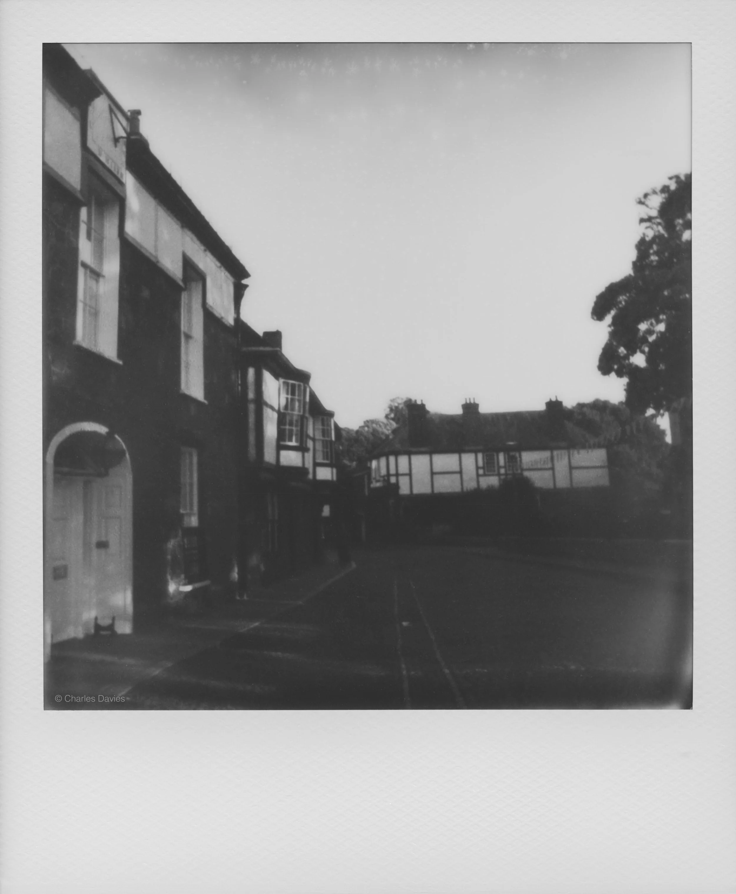 23 - 2022 - Polaroid Now.jpg