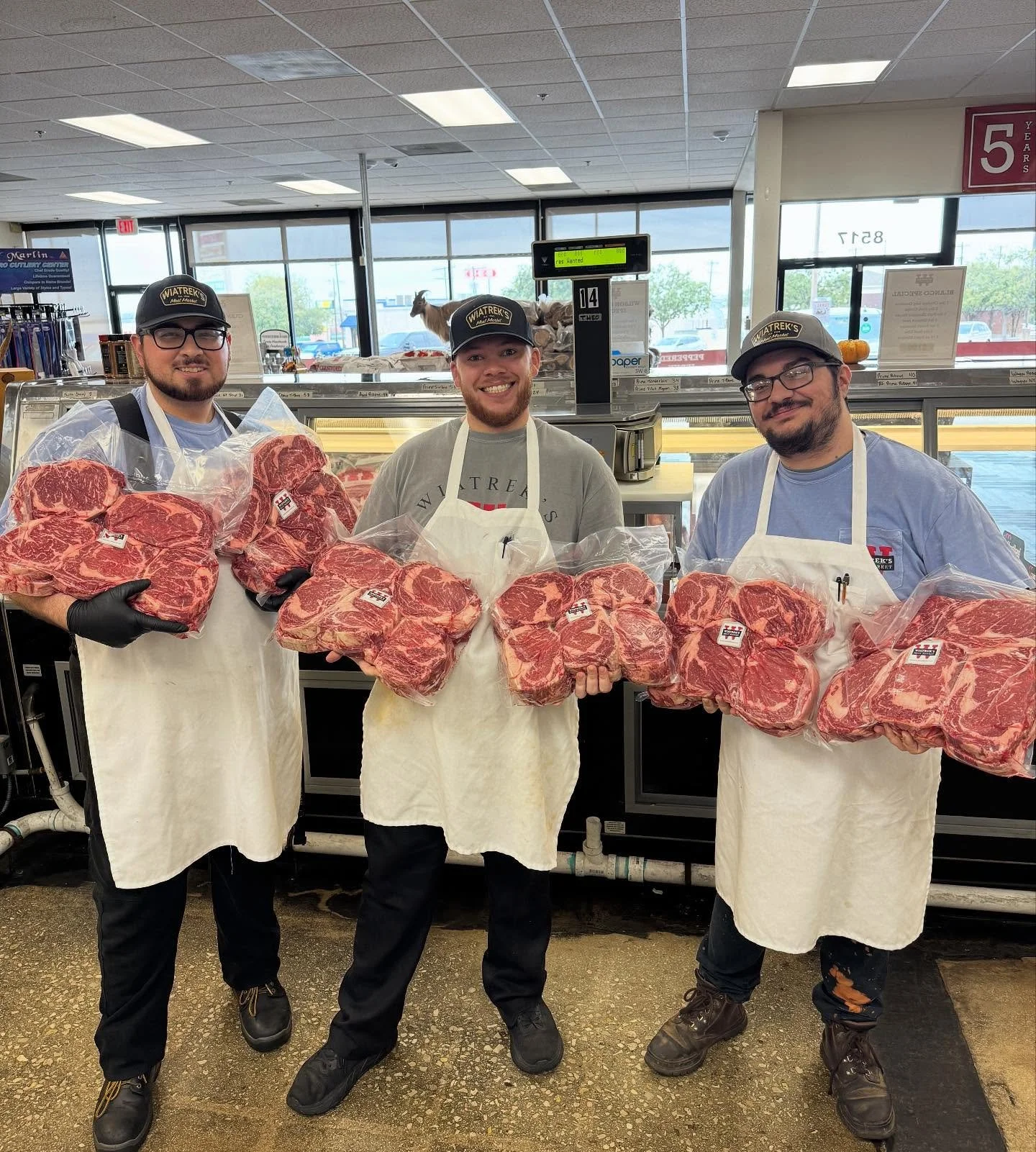 😃 BIG smiles, BIG ribeyes! 🥩 
Fresh-cut, hand-trimmed, and Texas proud &mdash; that&rsquo;s how we do it at Wiatrek&rsquo;s. Call in your custom order this weekend!

#carnivoreswanted #wiatreksmeatmarket