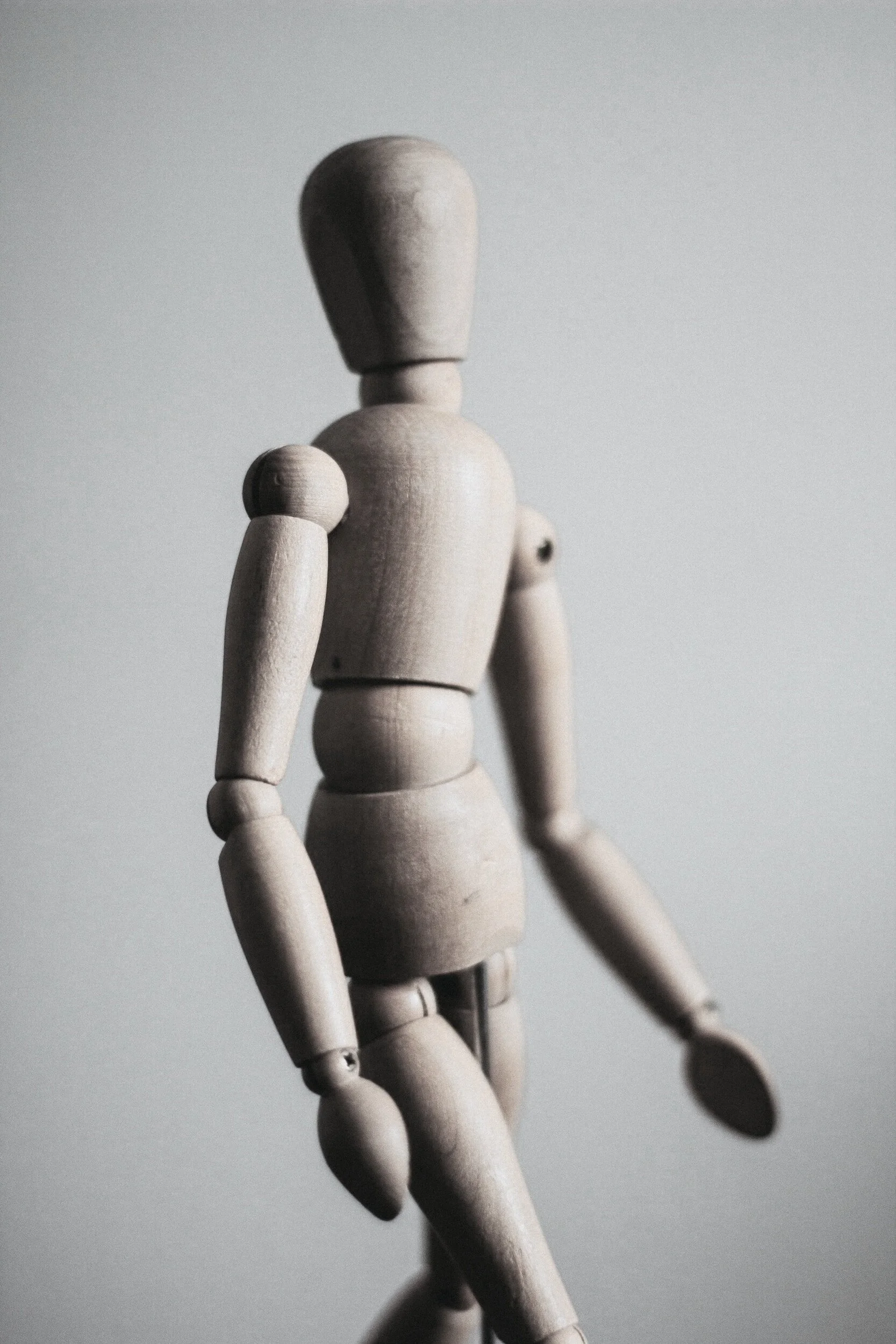 wooden-drawing-mannequin