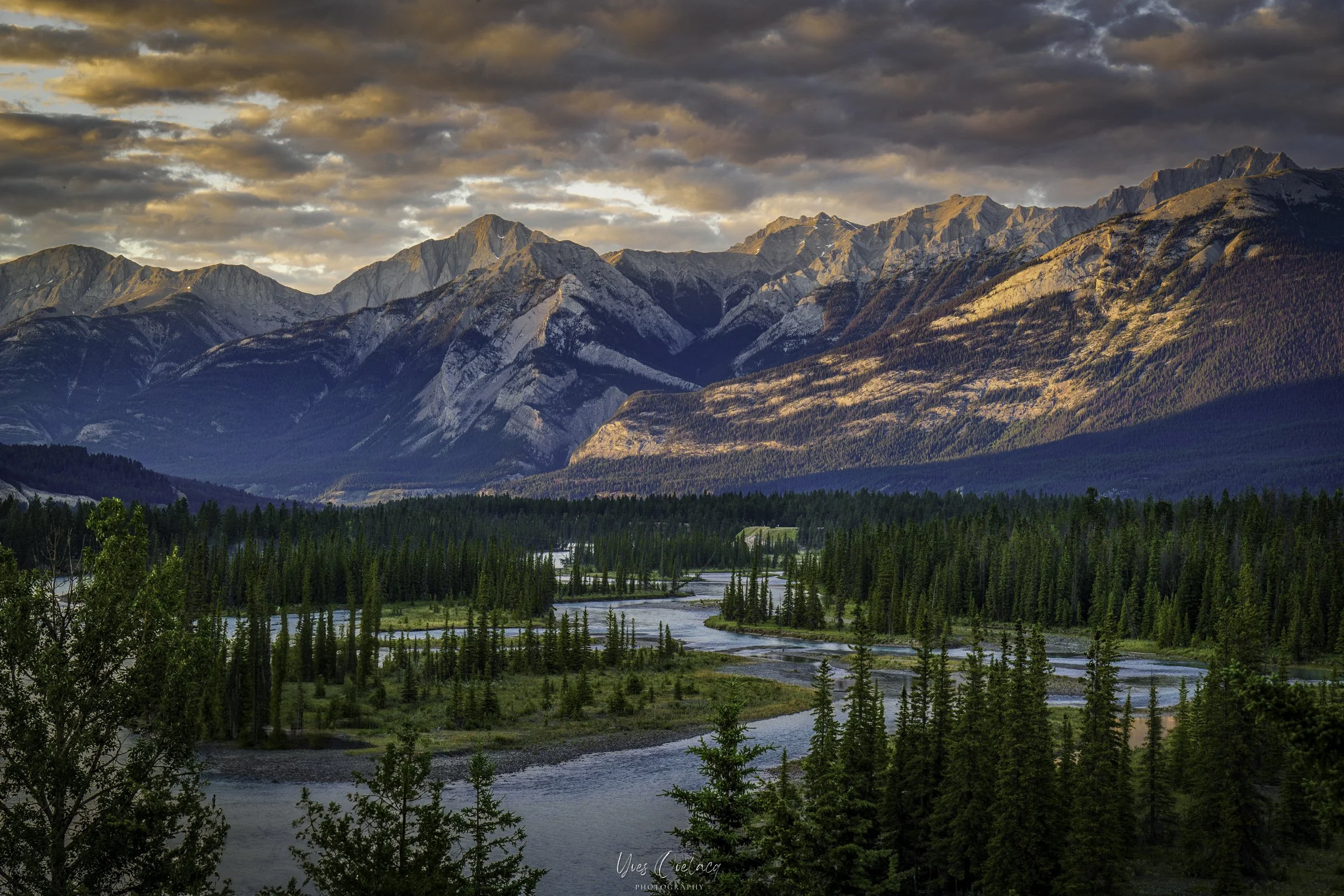 20240719_Canada_OvelacqPhotography__143526-Edit-2.jpg