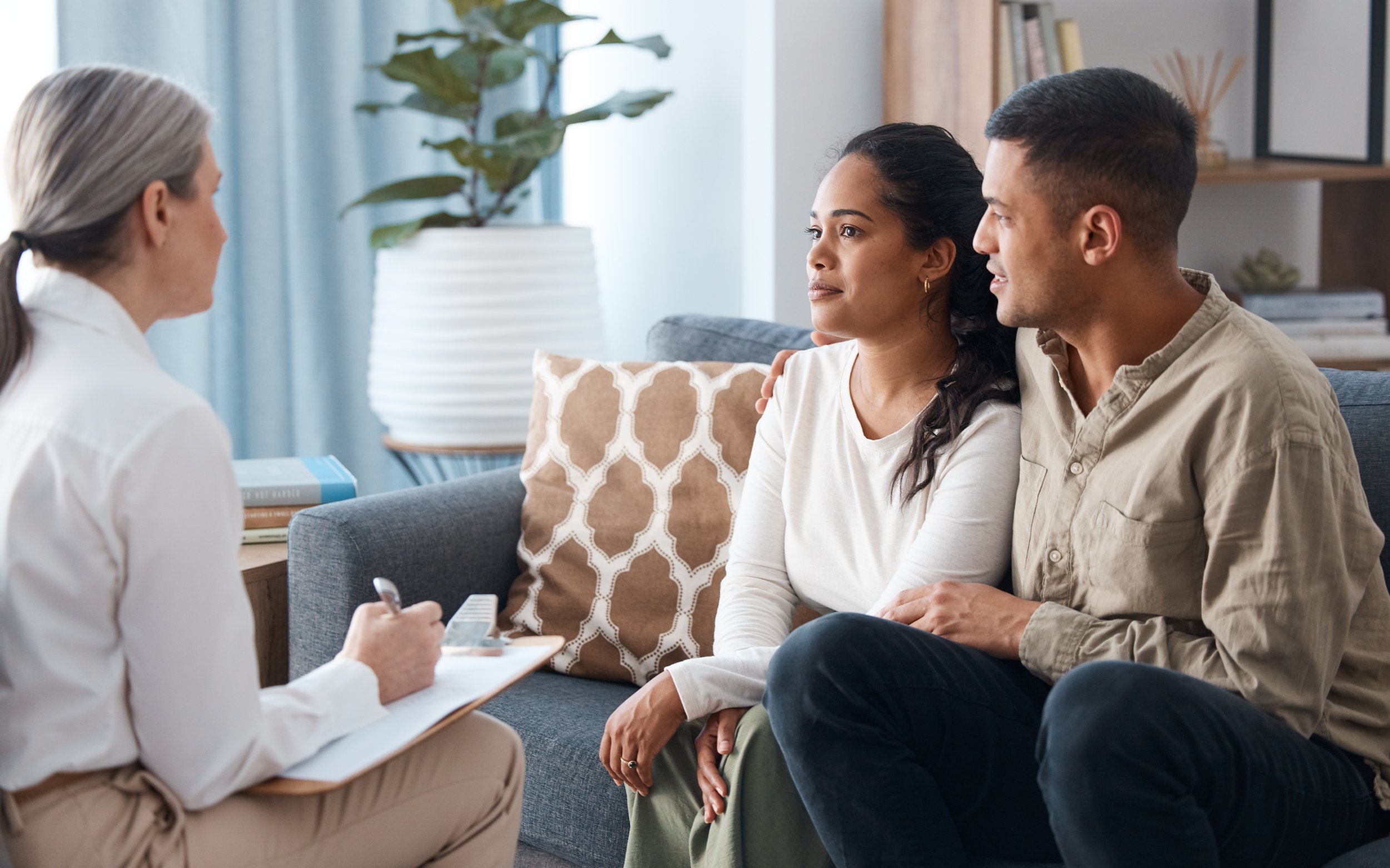 Couple Therapy Near Me: The Line Between Self-Improvement and Self-Criticism