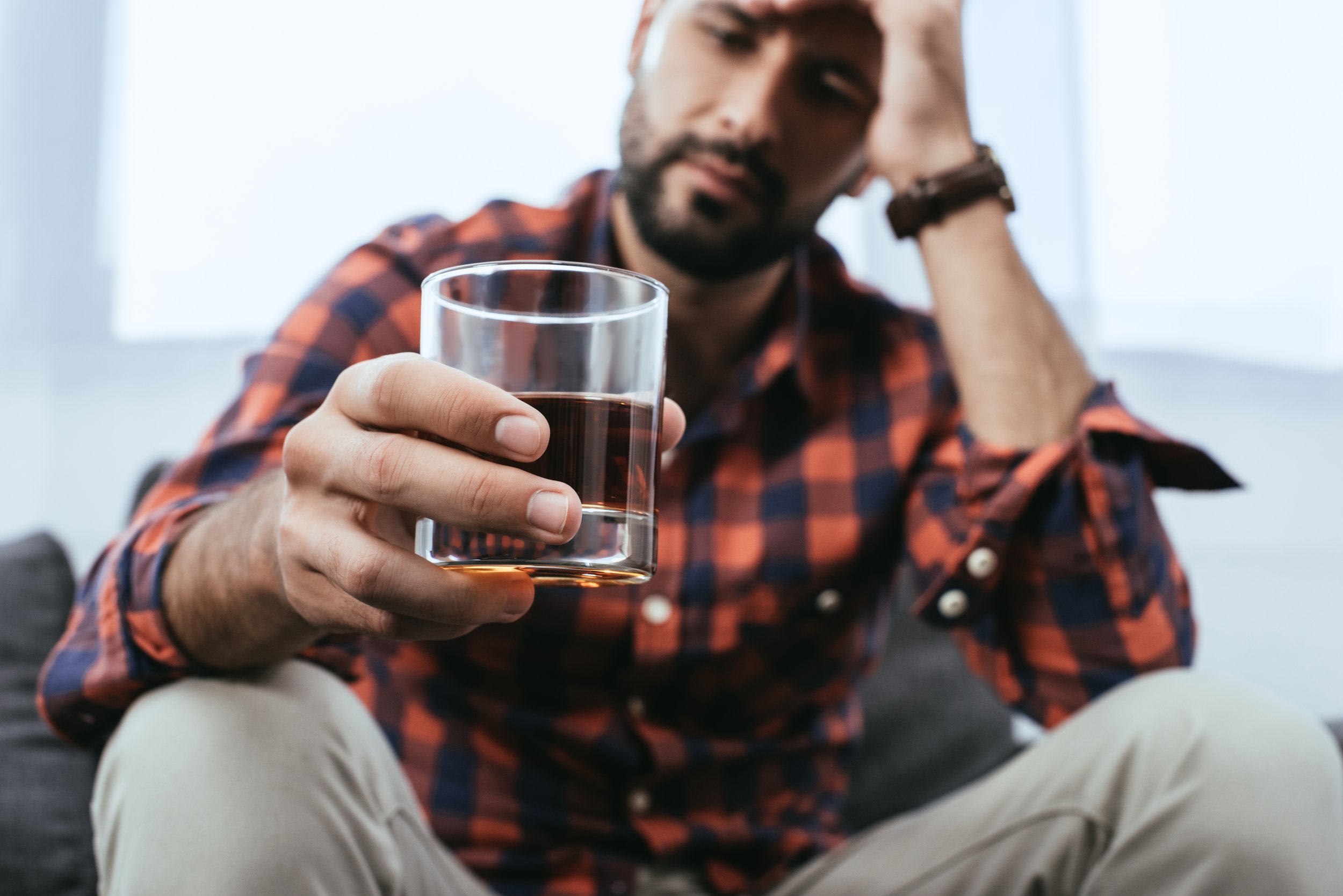 Signs of a Drinking Problem: The Questions That Can Change Everything