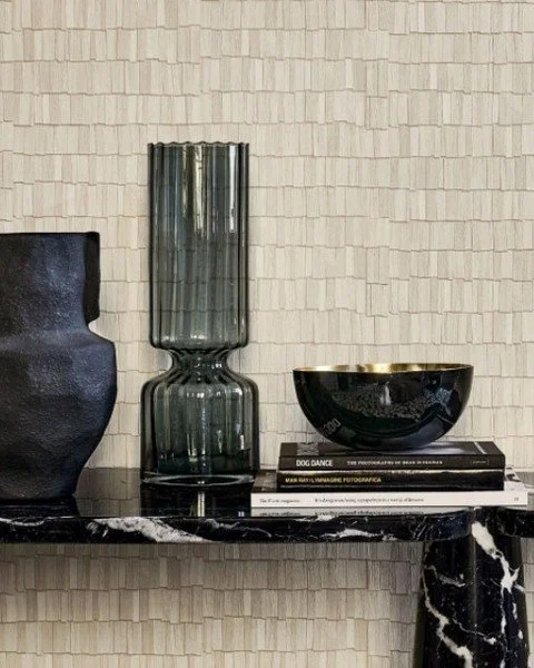 The Essential Wallpaper collection by @wallanddeco introduces relief textures, inlays, and engravings through pre-designed patterns available off-the-shelf. Unlike the custom Contemporary collection, Essential offers immediate access to sophisticated