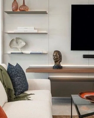 Project Spotlight | Naples residence. @poliform_official Code system transforms this open-plan home through modular compositions defining kitchen, dining, and living zones without permanent walls. Strategic furniture placement creates architectural s