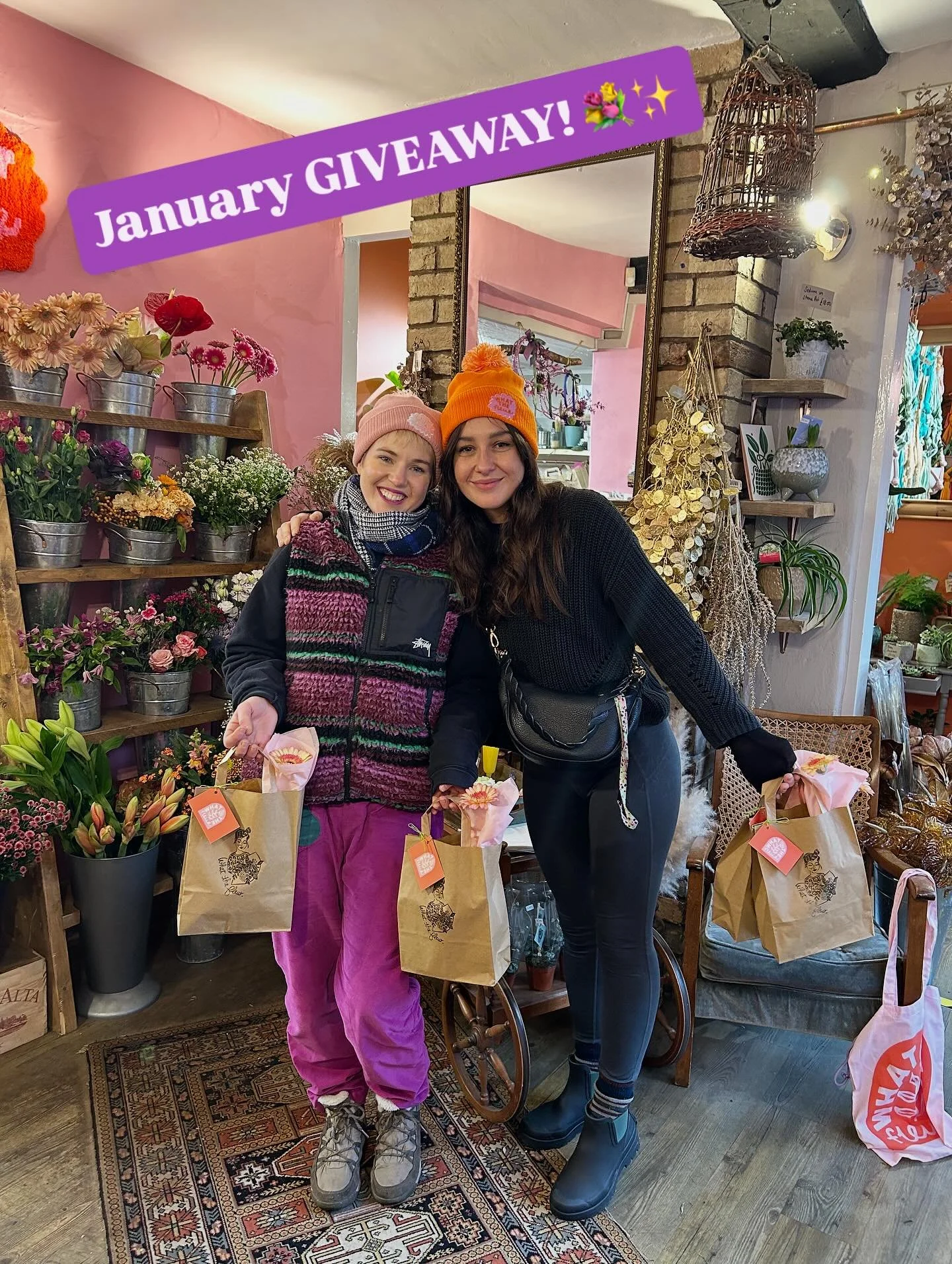 🌟JANUARY GIVEAWAY! 🌟

I know most people feel a little blue in Jan&hellip;. 💙
It&rsquo;s grey, it&rsquo;s bleak, it&rsquo;s cold. 🥶 No one has any money after Christmas. ❌💸 You&rsquo;re trying to bring in those NEW YEAR NEW ME habits, but that&r