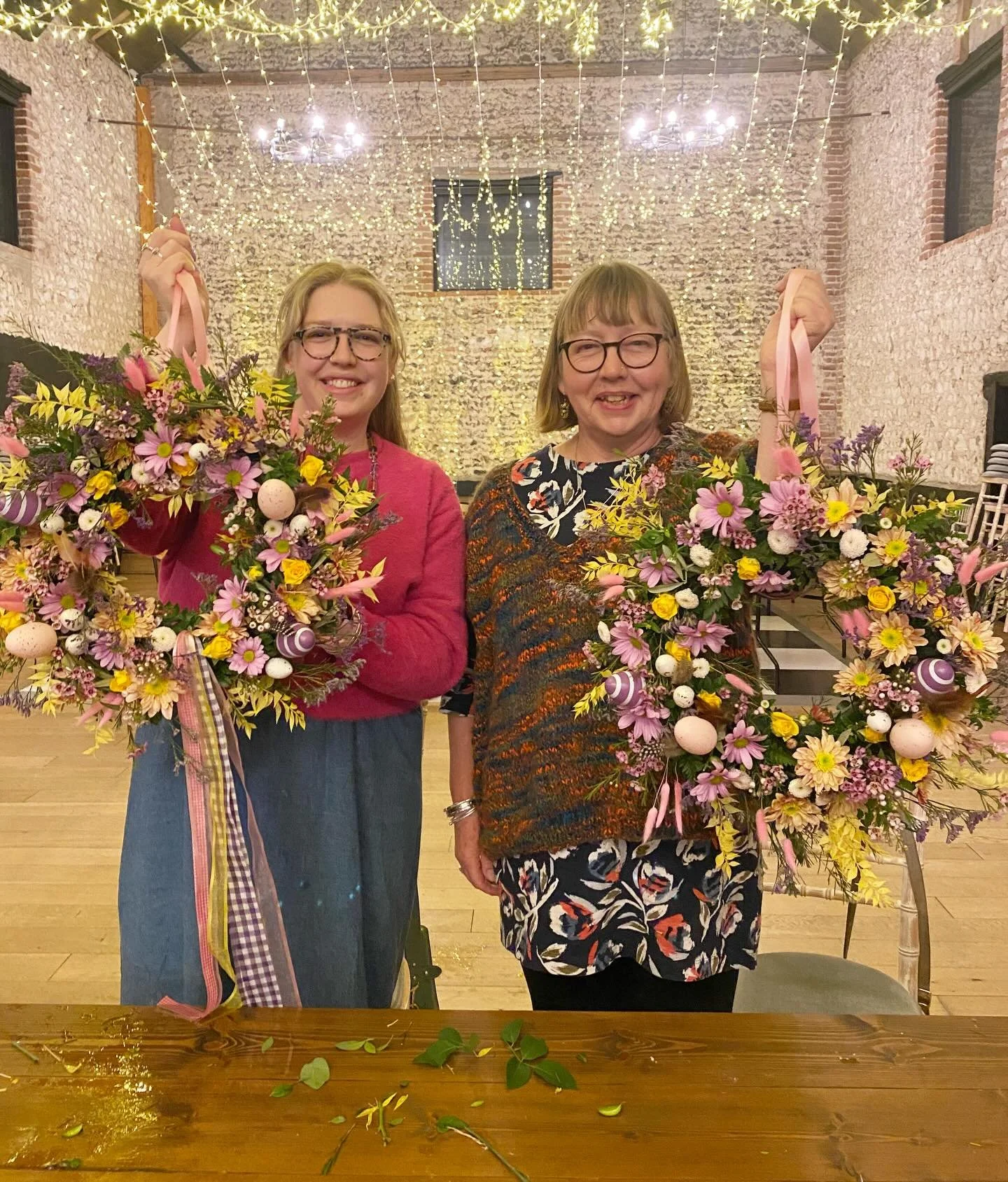 YOU could be a florist! 🌸

It&rsquo;s WORKSHOP time! Come and make a Spring wreath with me! 🤗🌷

I&rsquo;m hosting a SPRING/EASTER THEMED FLORAL WREATH WORKSHOP at @cambridge_wine and I would LOVE for you to join me! 🐣

Here&rsquo;s the deets you 