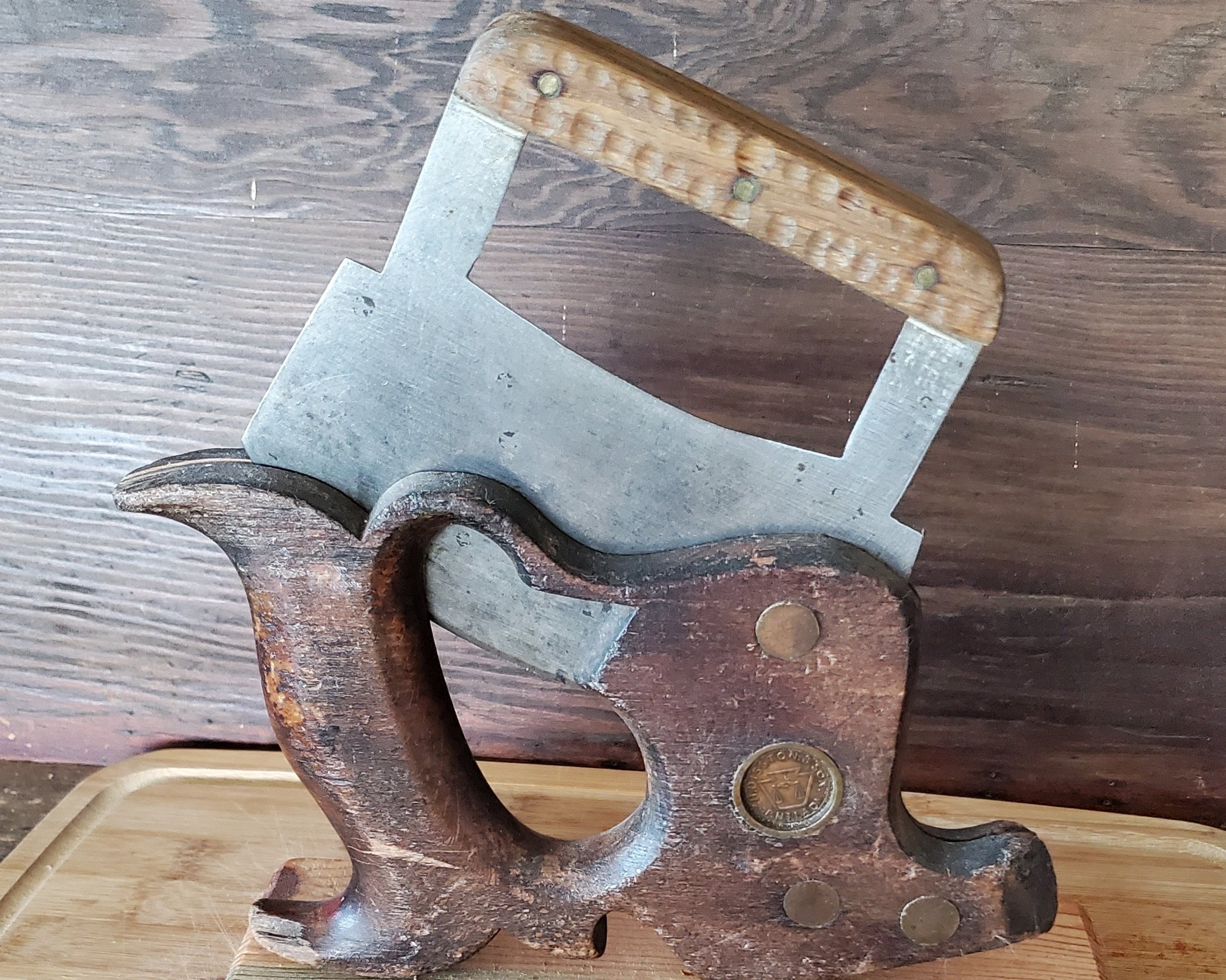 Camp Knife with handle/stand