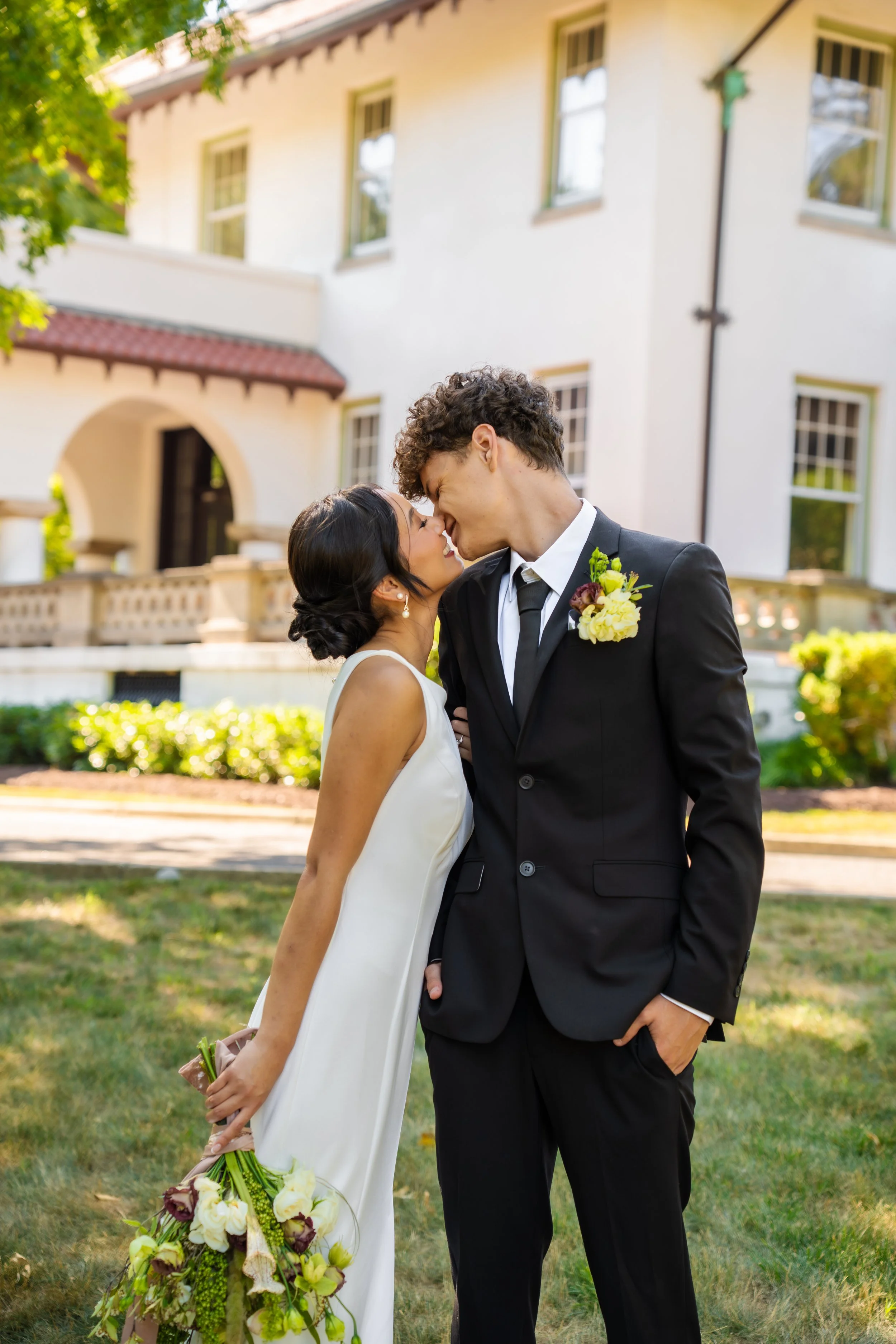 hill-house-durham-nc-wedding-estate-close-embrace.jpg