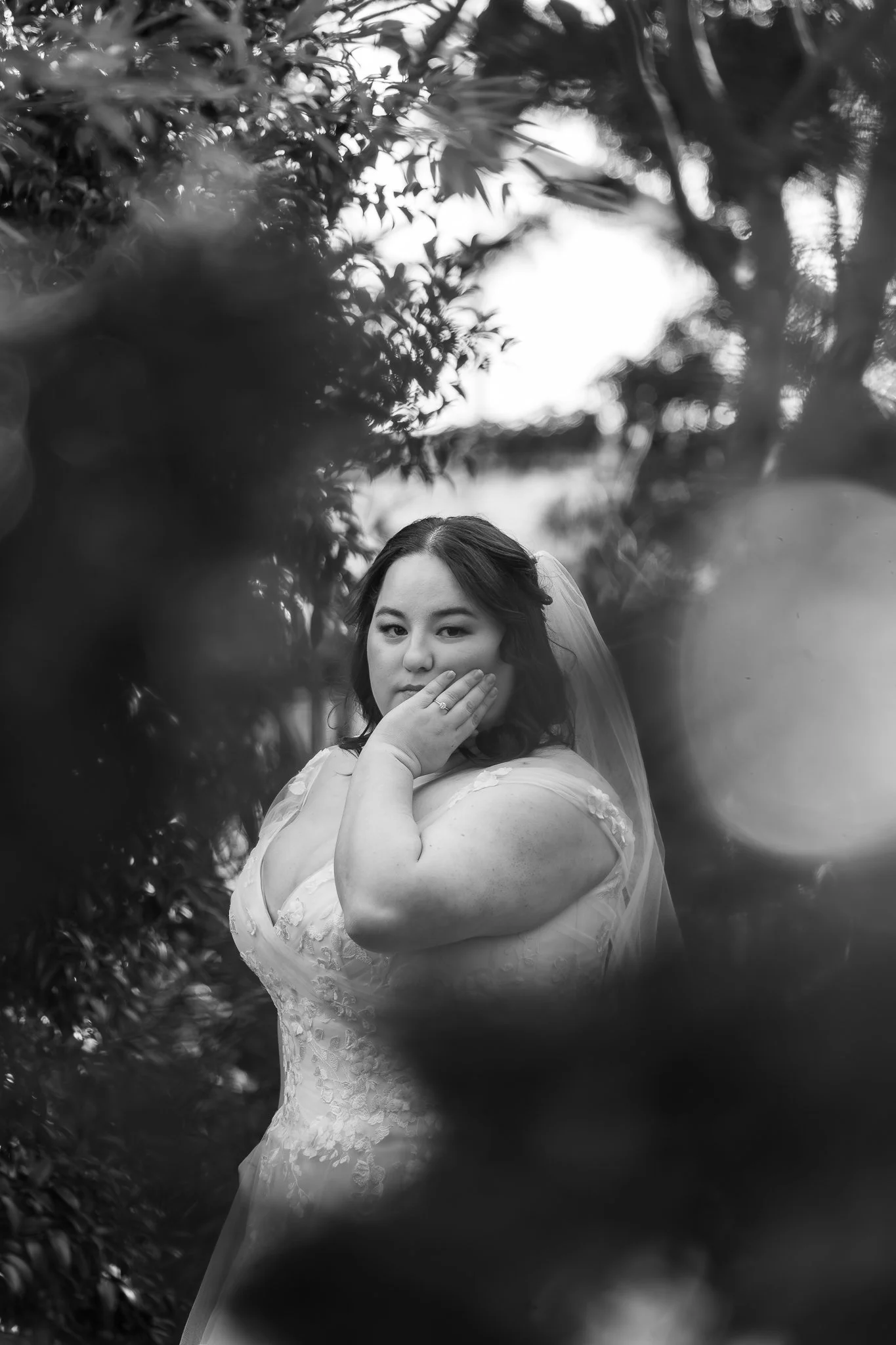jc-raulston-arboretum-raleigh-nc-bridal-portraits-black-and-white-close.jpg