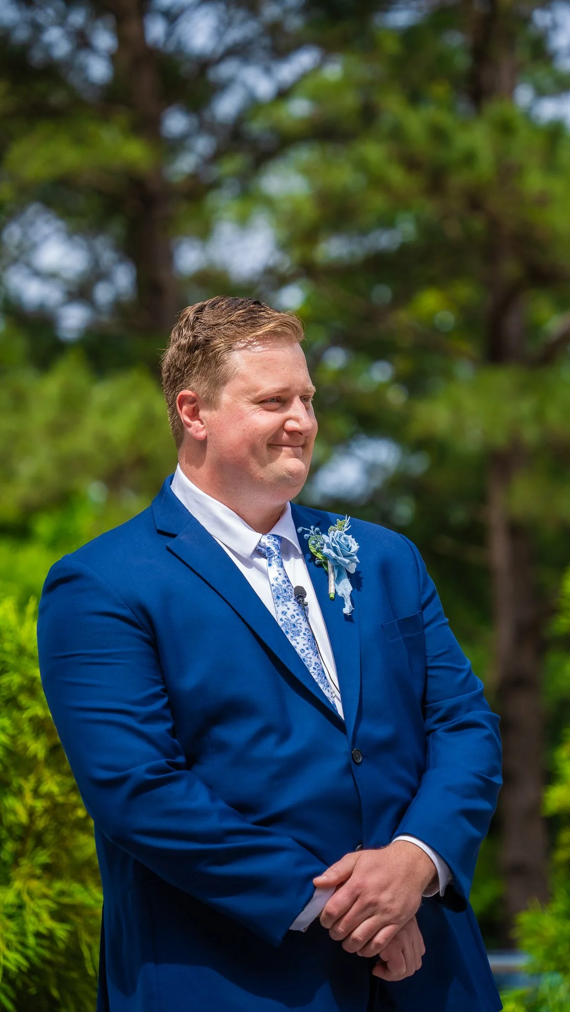 john-groom-waiting-at-altar-mini-acre-farms-raleigh-nc.jpg