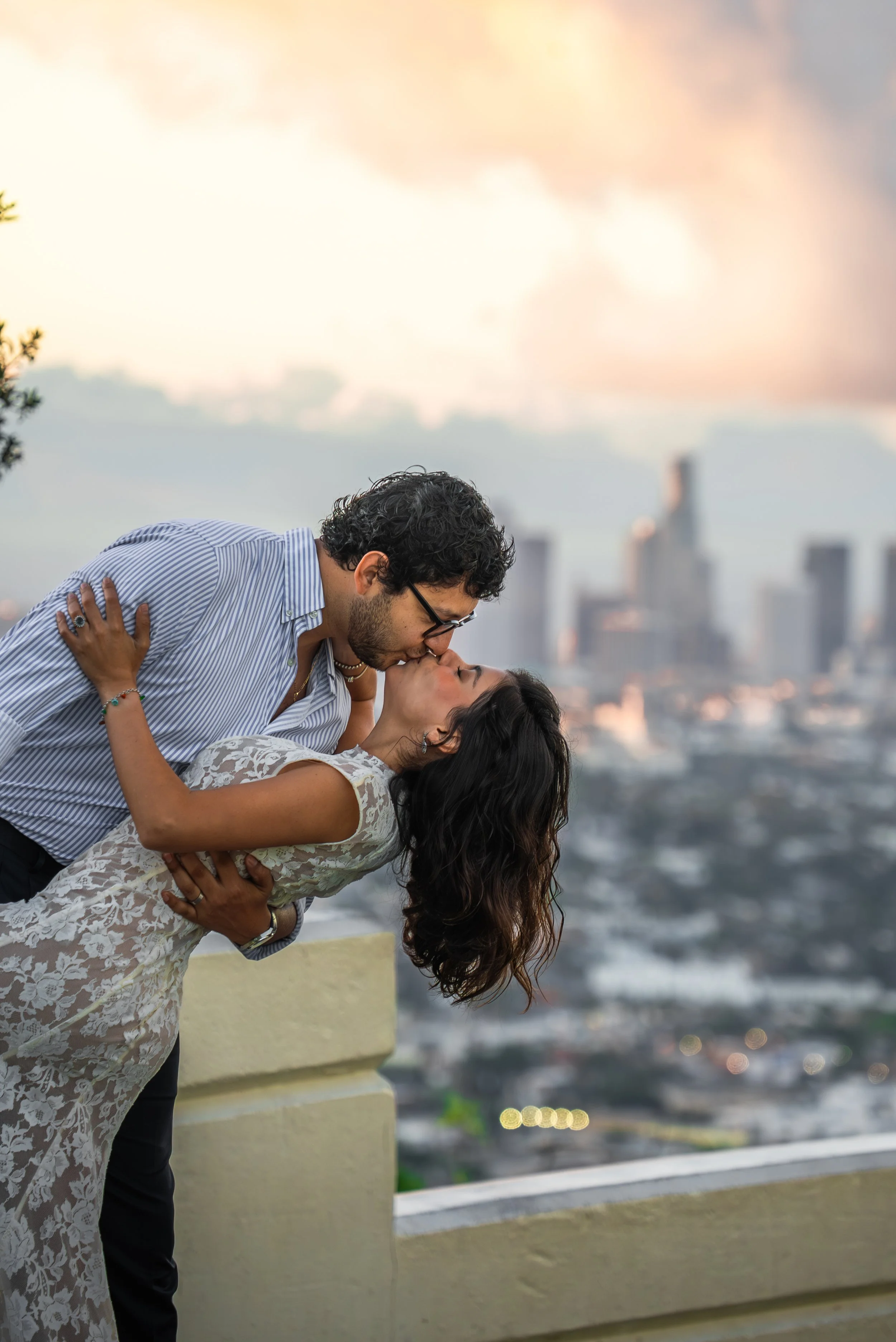 griffith-observatory-los-angeles-couples-session-dip-kiss.jpg