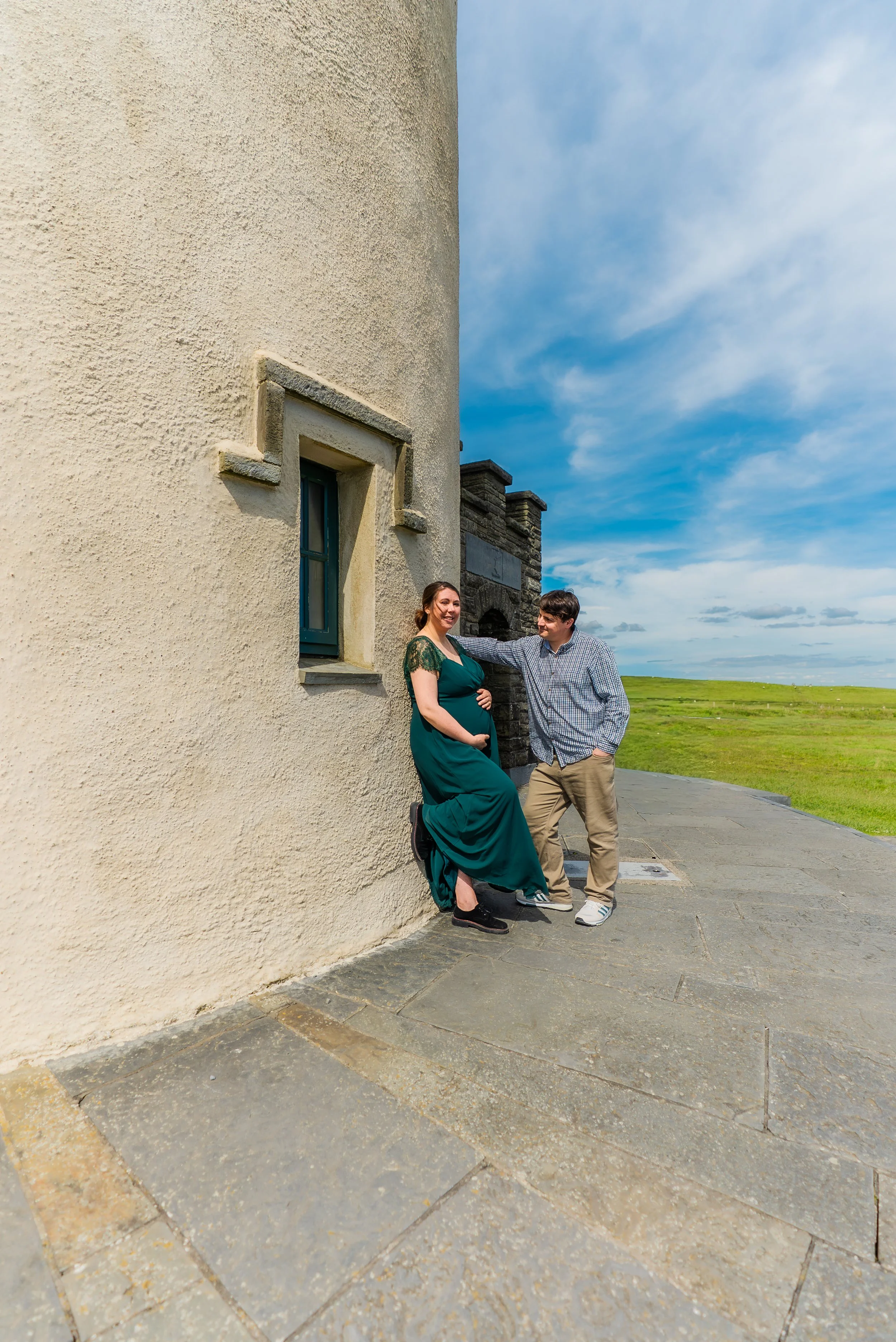 cliffs-of-moher-county-clare-ireland-maternity-session-o-brien-tower-wall.jpg