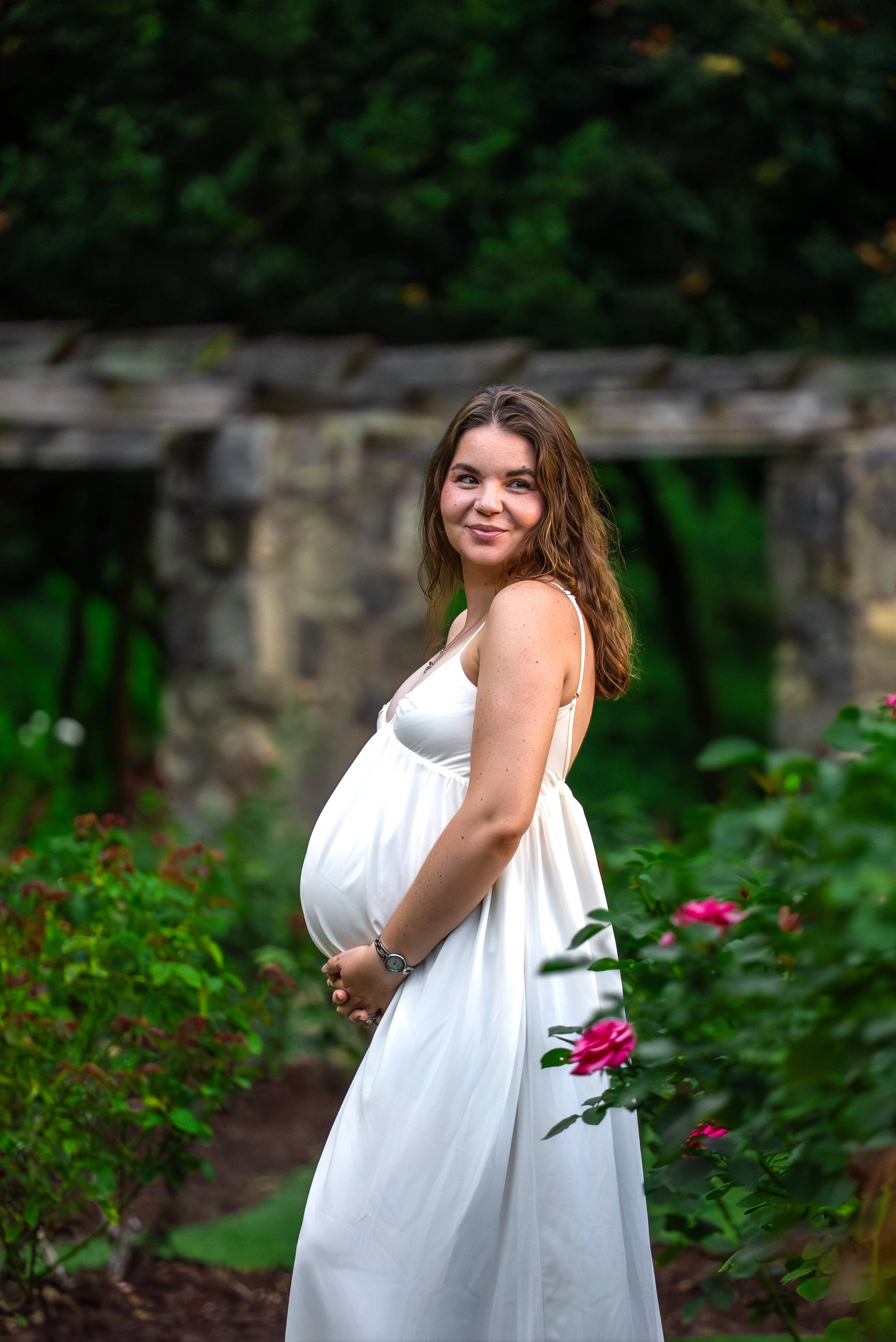 raleigh-rose-garden-raleigh-nc-maternity-session-rose-bush-portrait.jpg