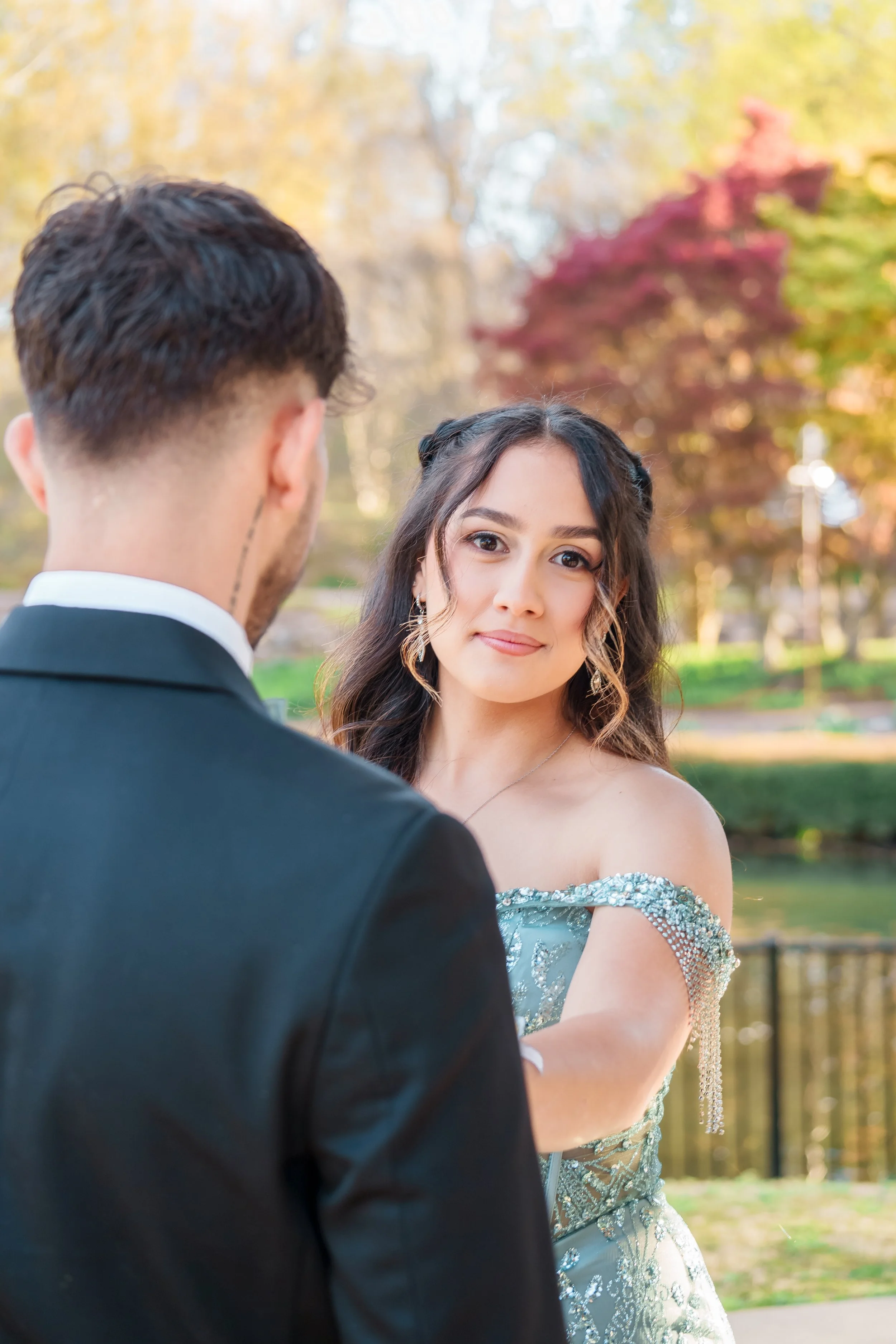 pullen-park-raleigh-nc-prom-photography-female-portrait-kzk-visuals.jpg
