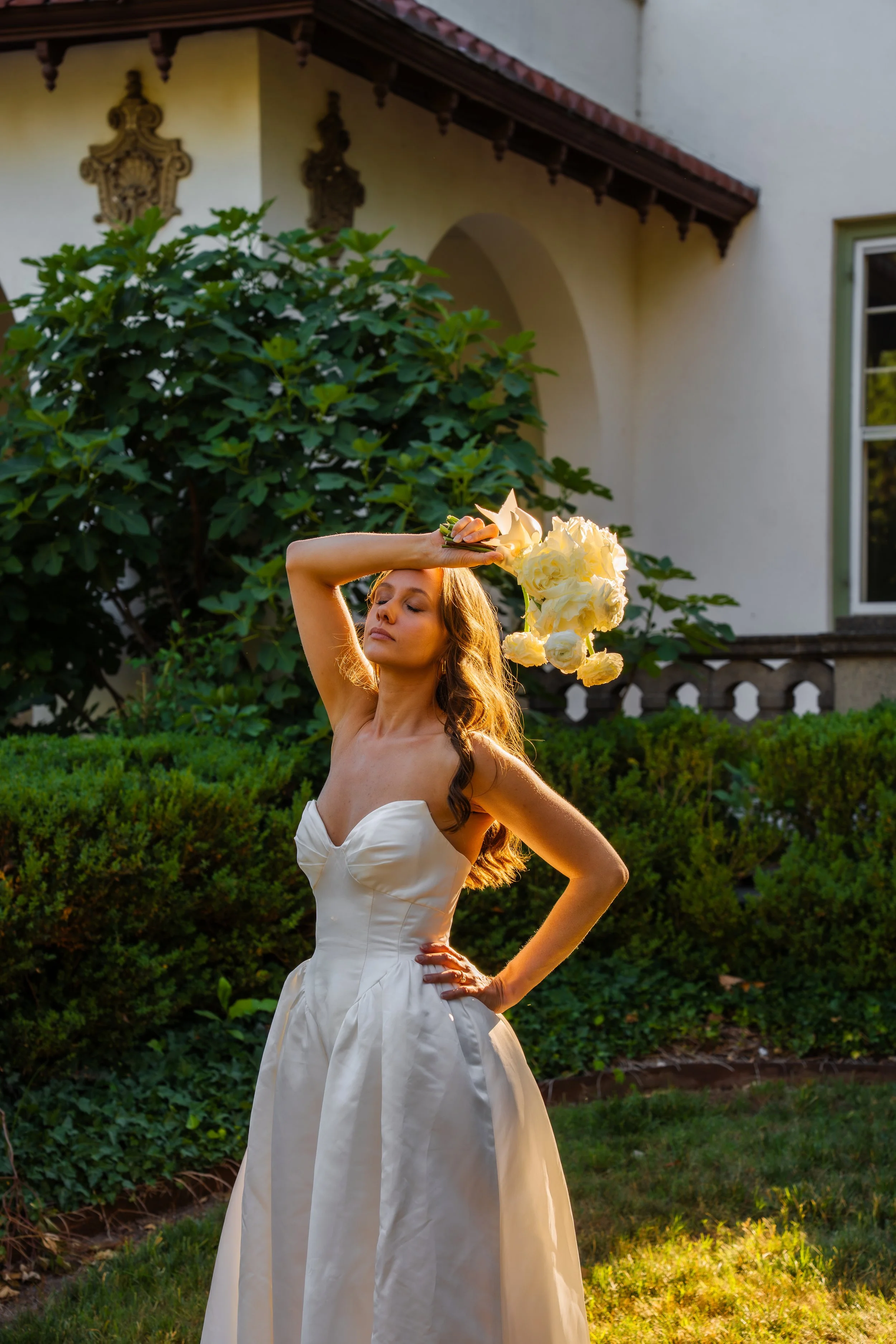 hill-house-durham-nc-wedding-bouquet-overhead.jpg