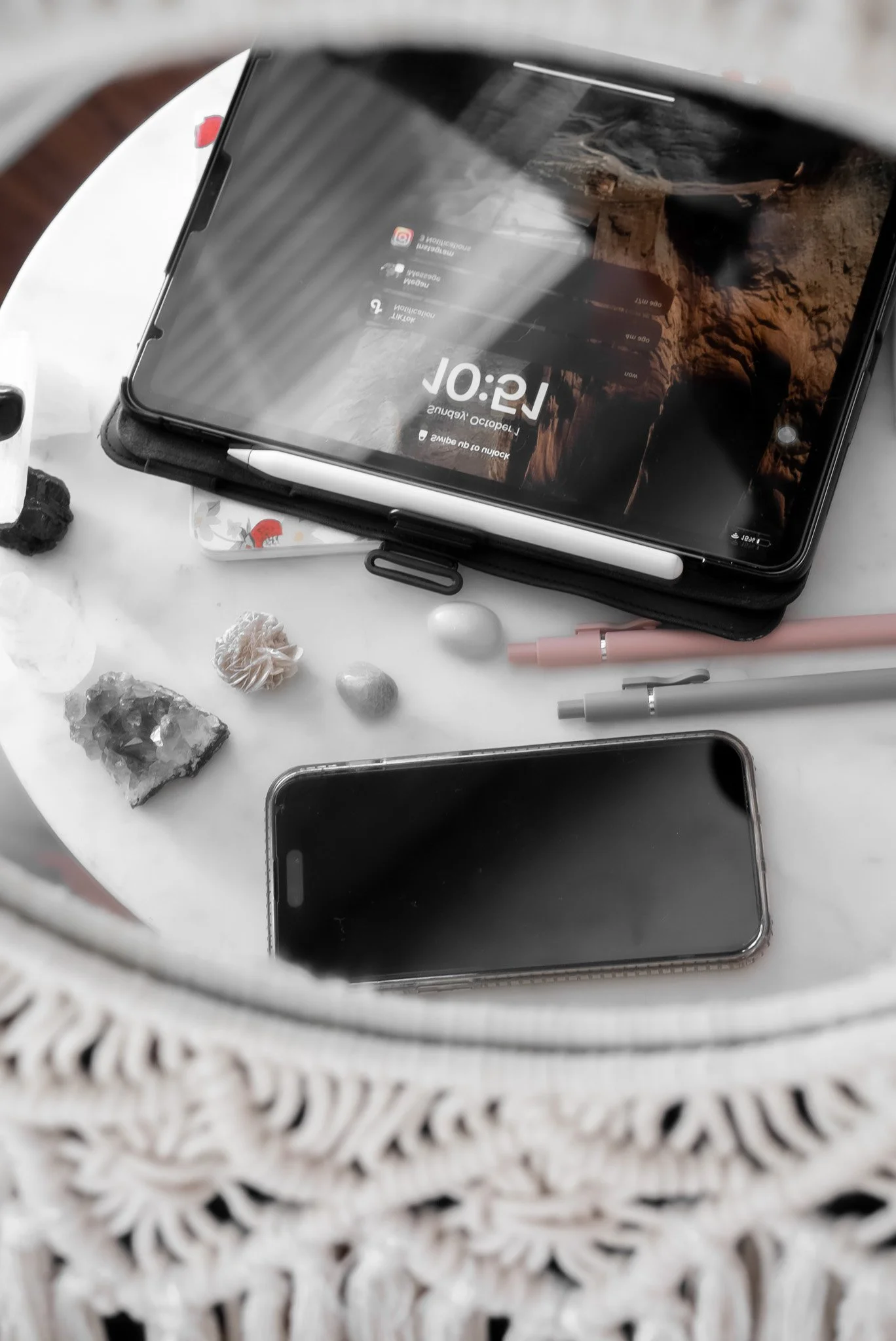 What Is a Virtual Assistant and How Can They Transform Your Creative Business?