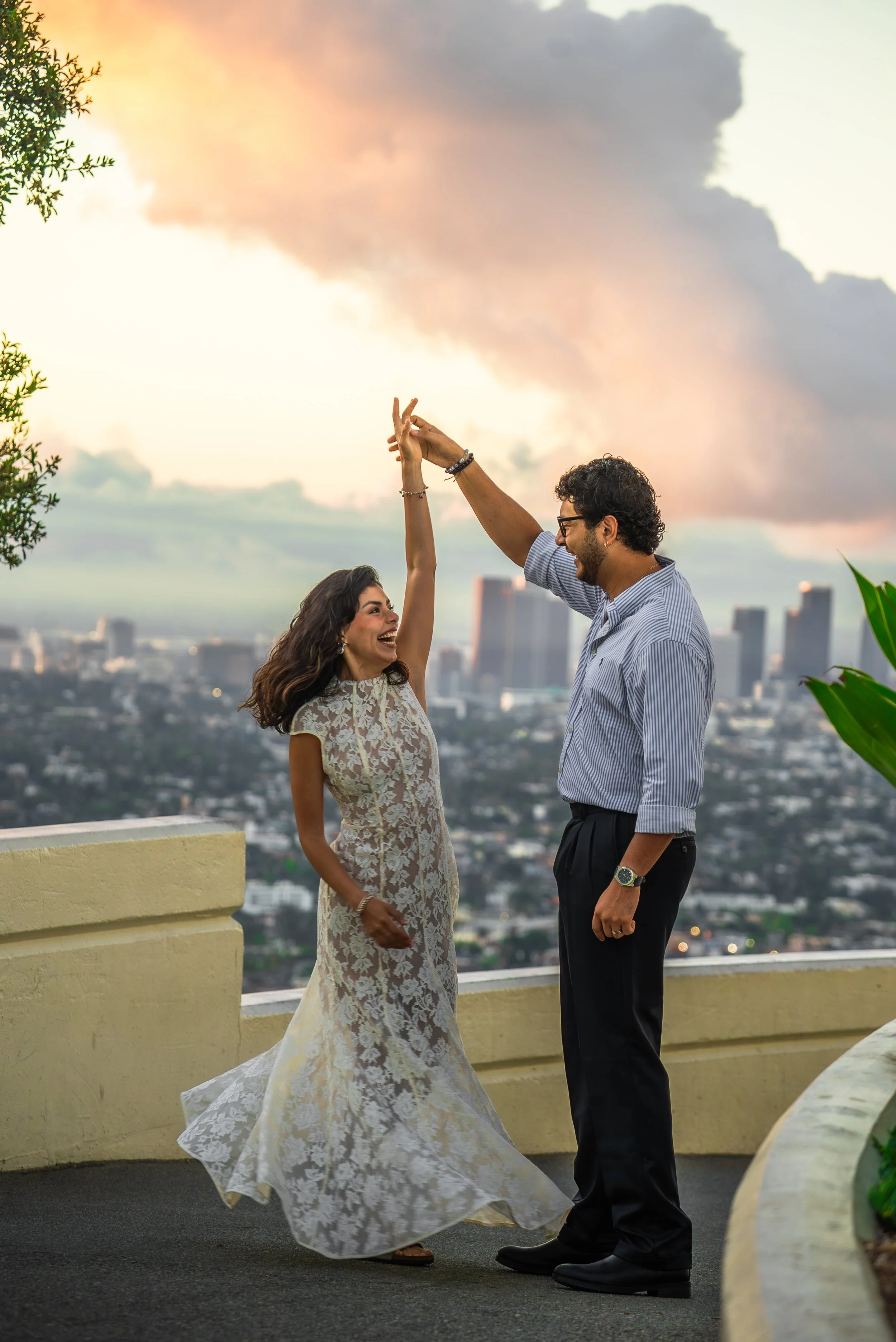 griffith-observatory-los-angeles-couples-session-sunset-twirl.jpg