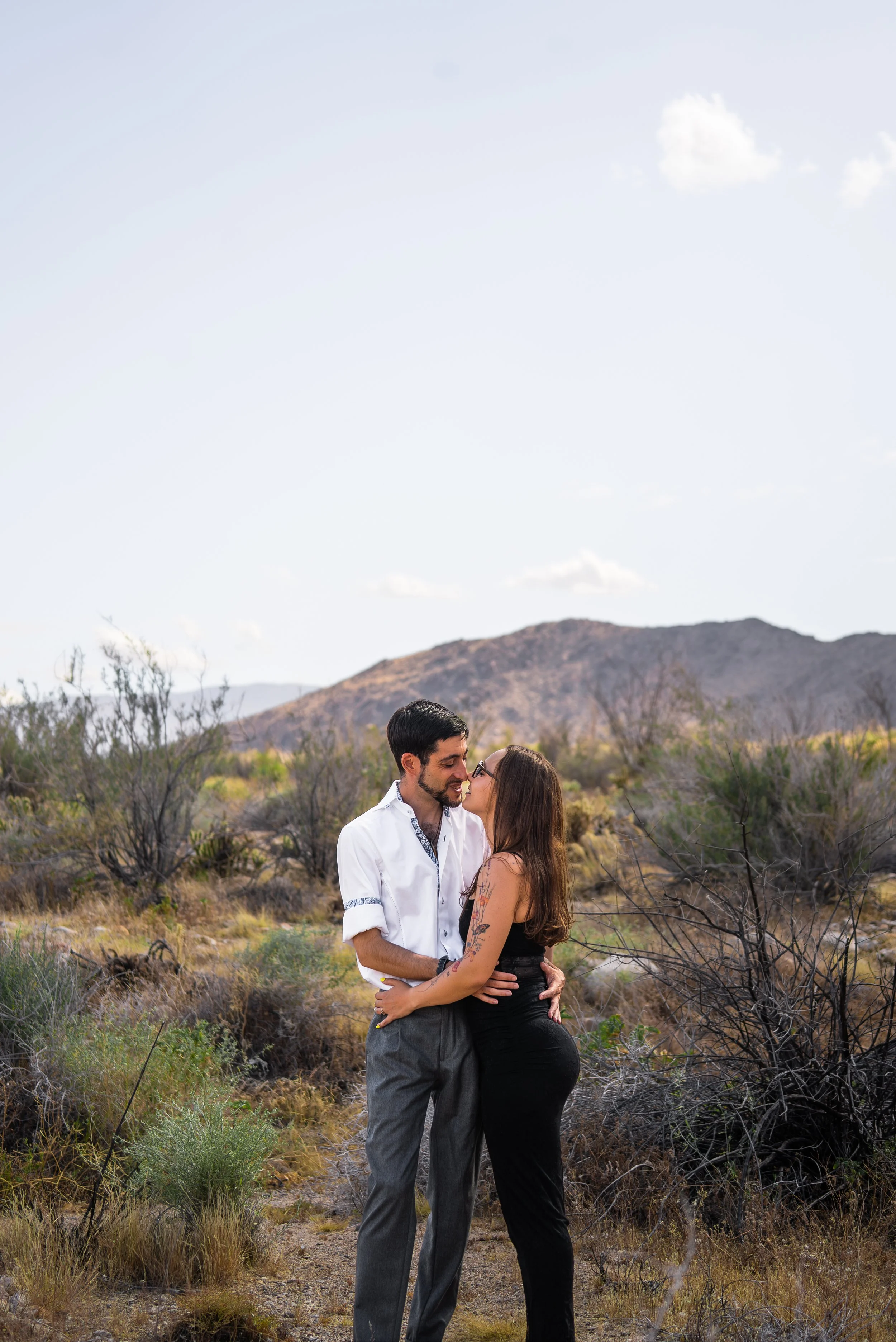 anza-borrego-couples-photographer-desert-sunset-portrait.jpg