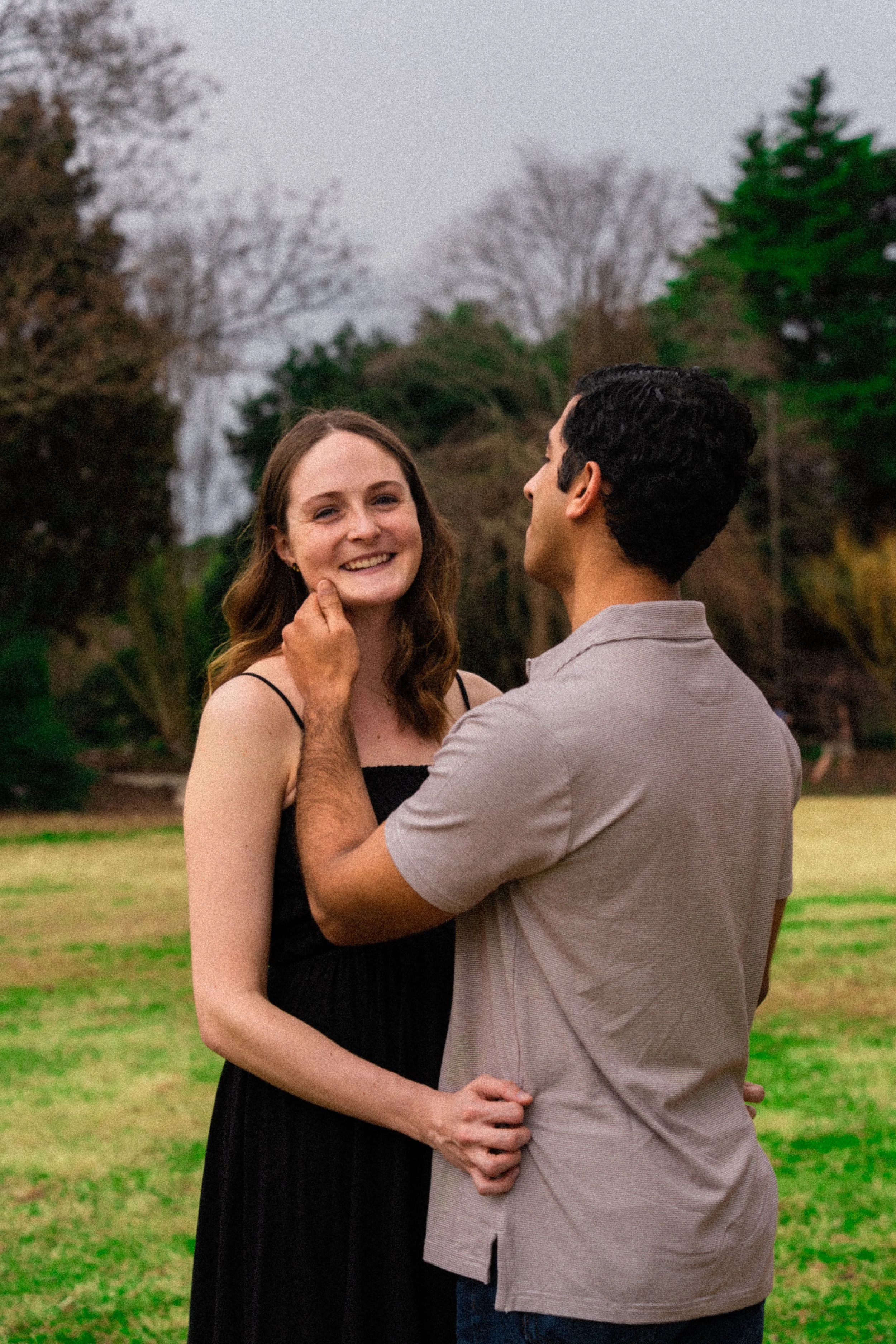jc-raulston-arboretum-raleigh-nc-maternity-session-candid-portrait.jpg