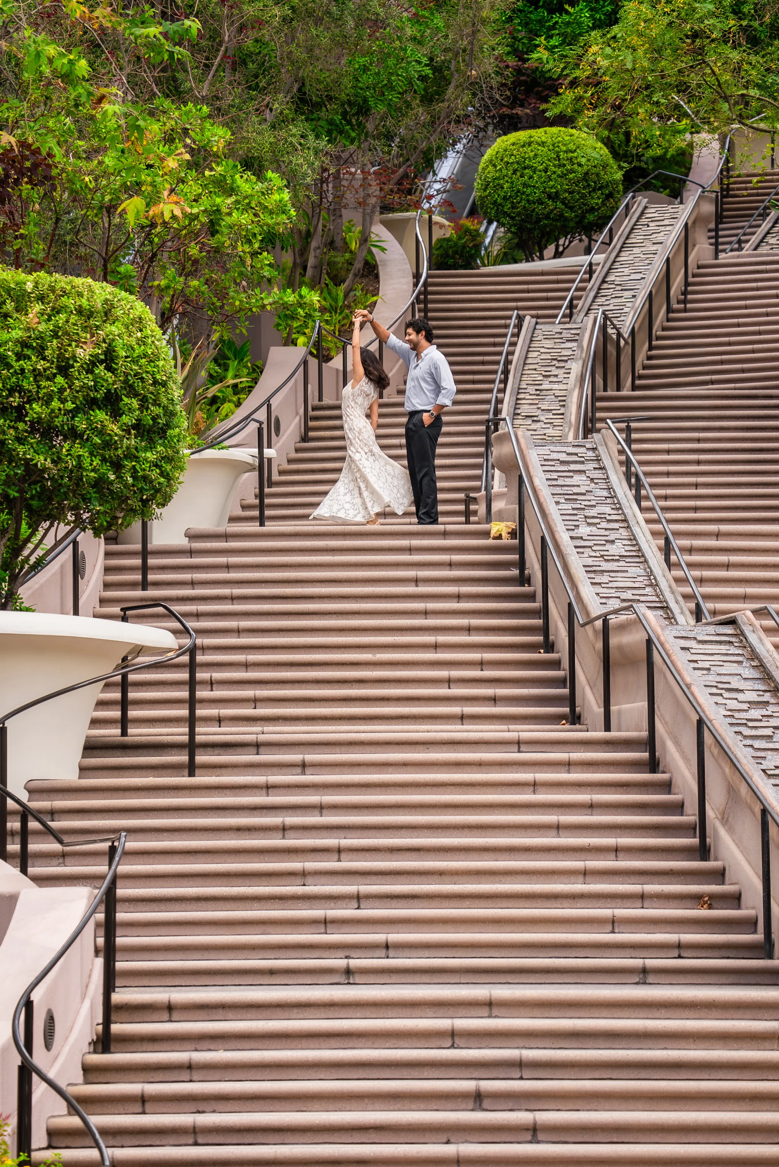 downtown-los-angeles-couples-session-grand-staircase.jpg