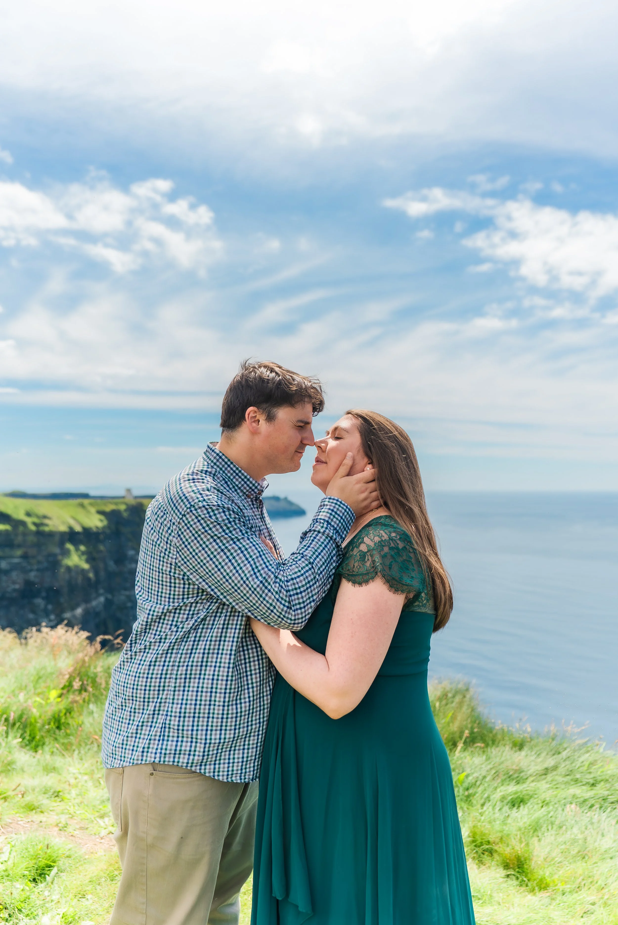 cliffs-of-moher-county-clare-ireland-maternity-session-forehead-touch.jpg