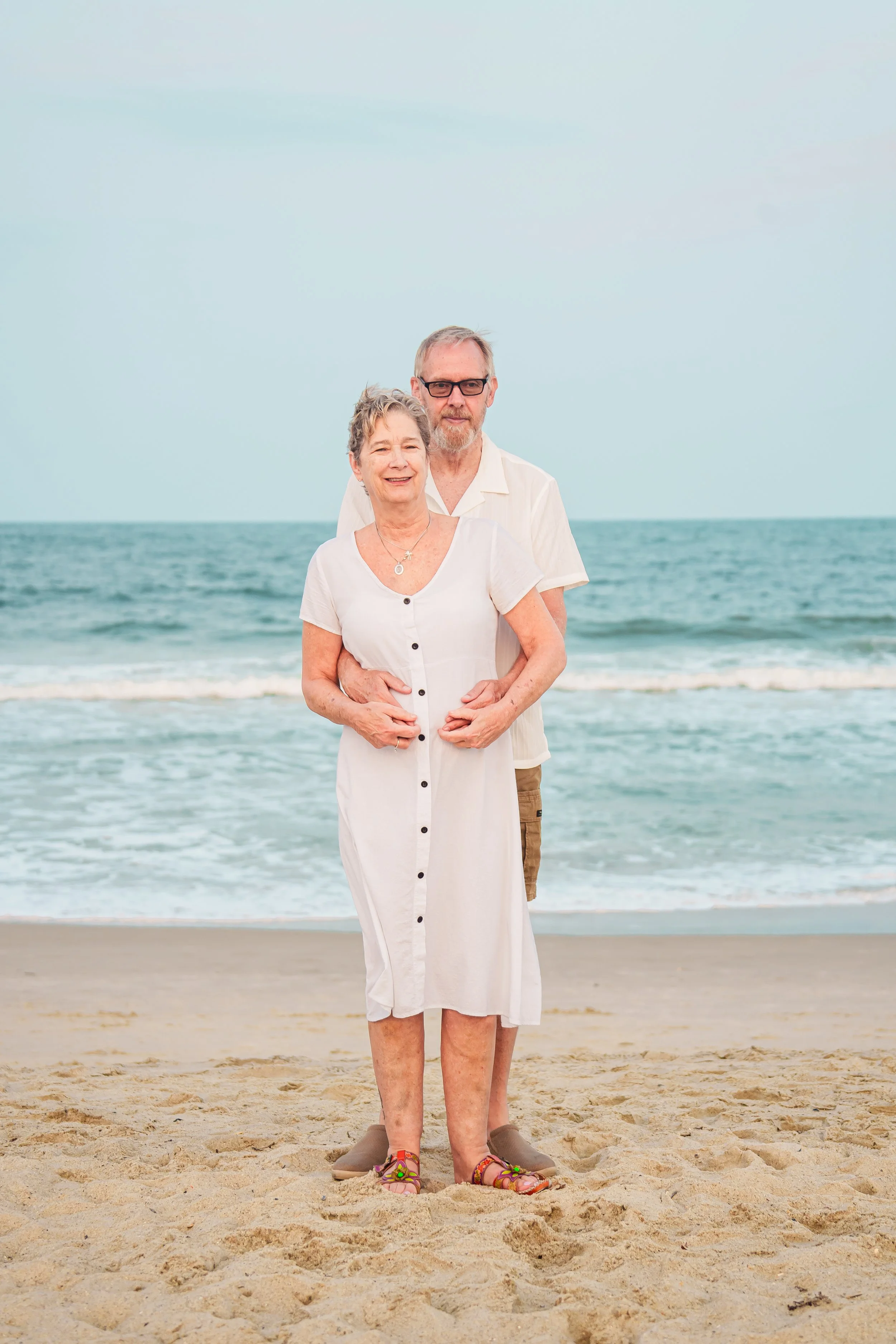 carolina-beach-family-photographer-grandparents.jpg