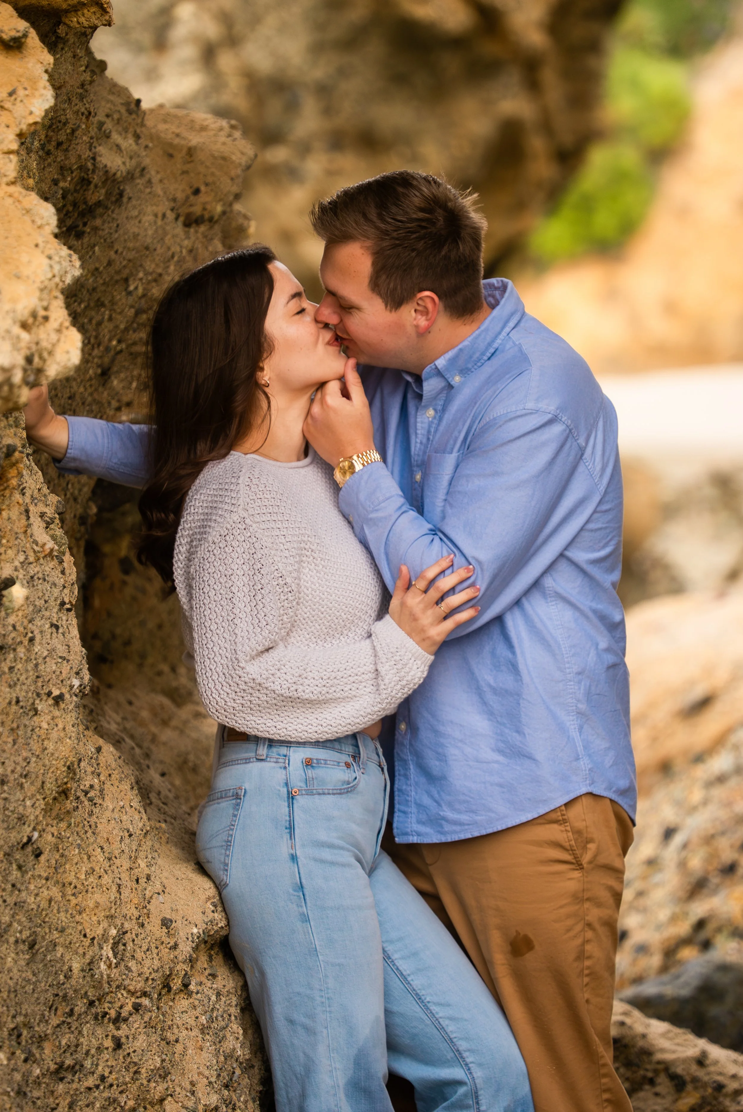 laguna-beach-couples-photographer-sea-cave-close-up.jpg