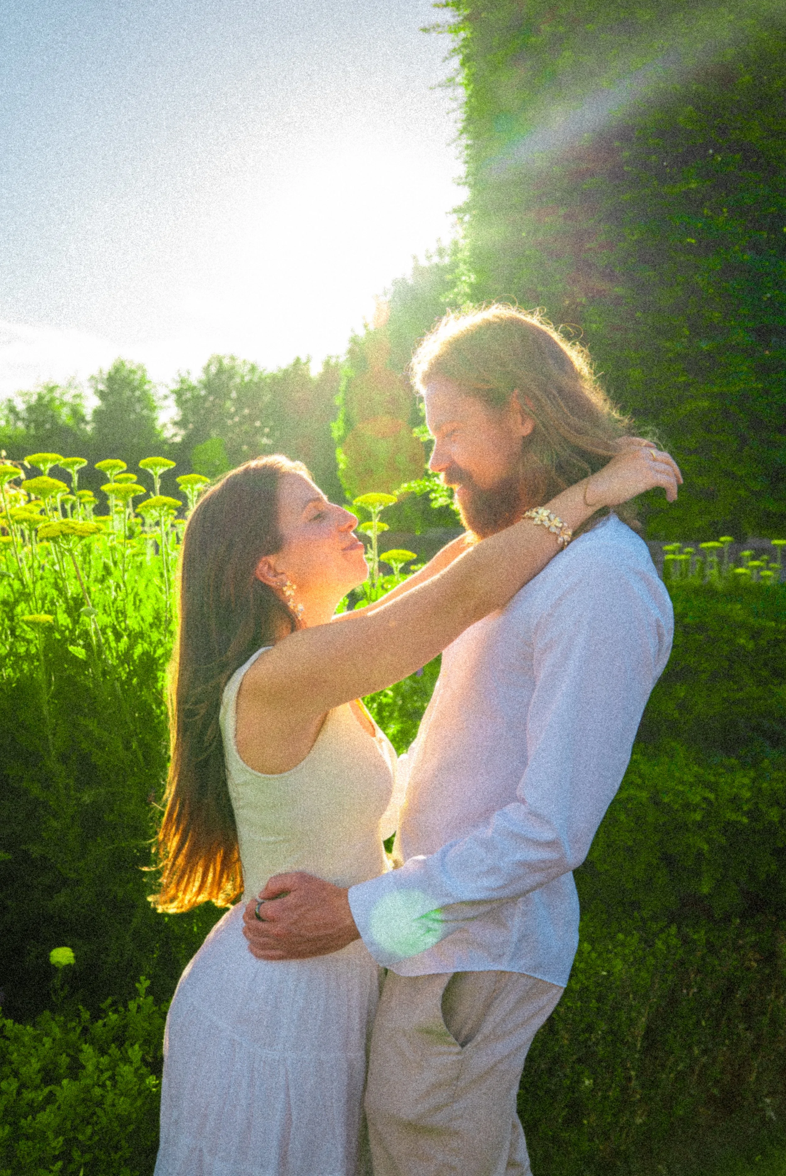 dublin-ireland-couples-photographer-golden-hour-embrace.jpg