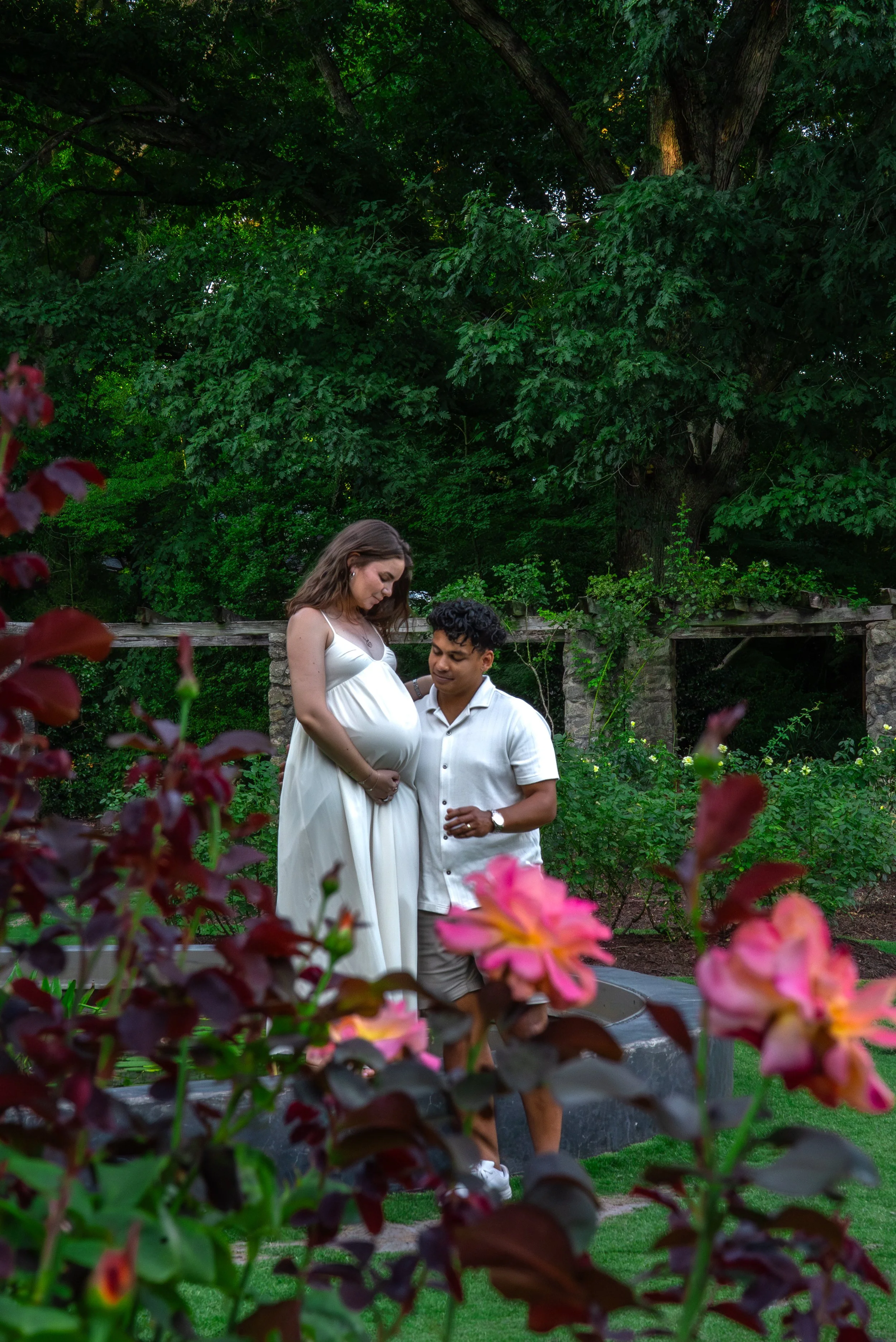 raleigh-rose-garden-raleigh-nc-maternity-session-floral-frame.jpg