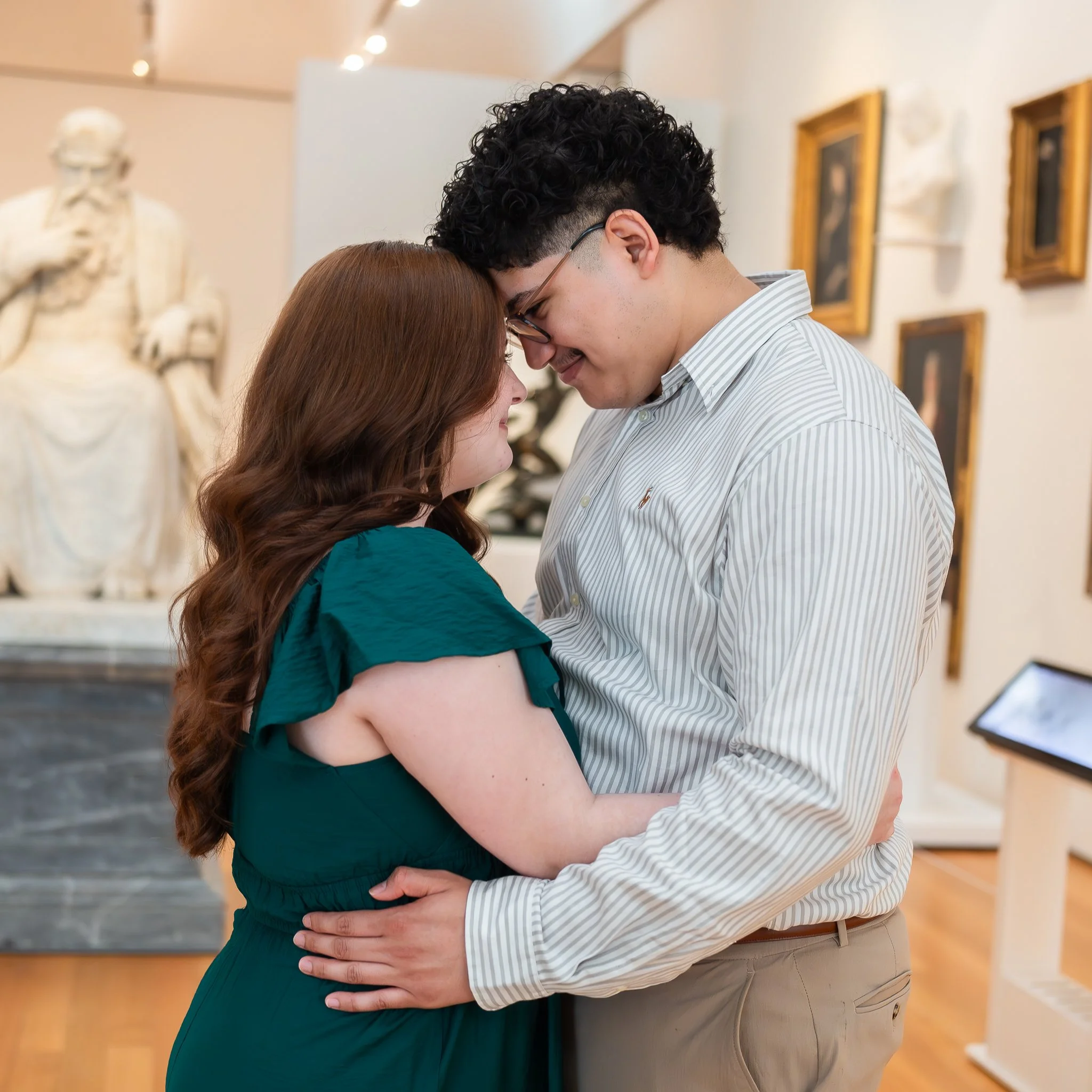 nc-museum-of-art-raleigh-nc-engagement-session-close-embrace.jpg