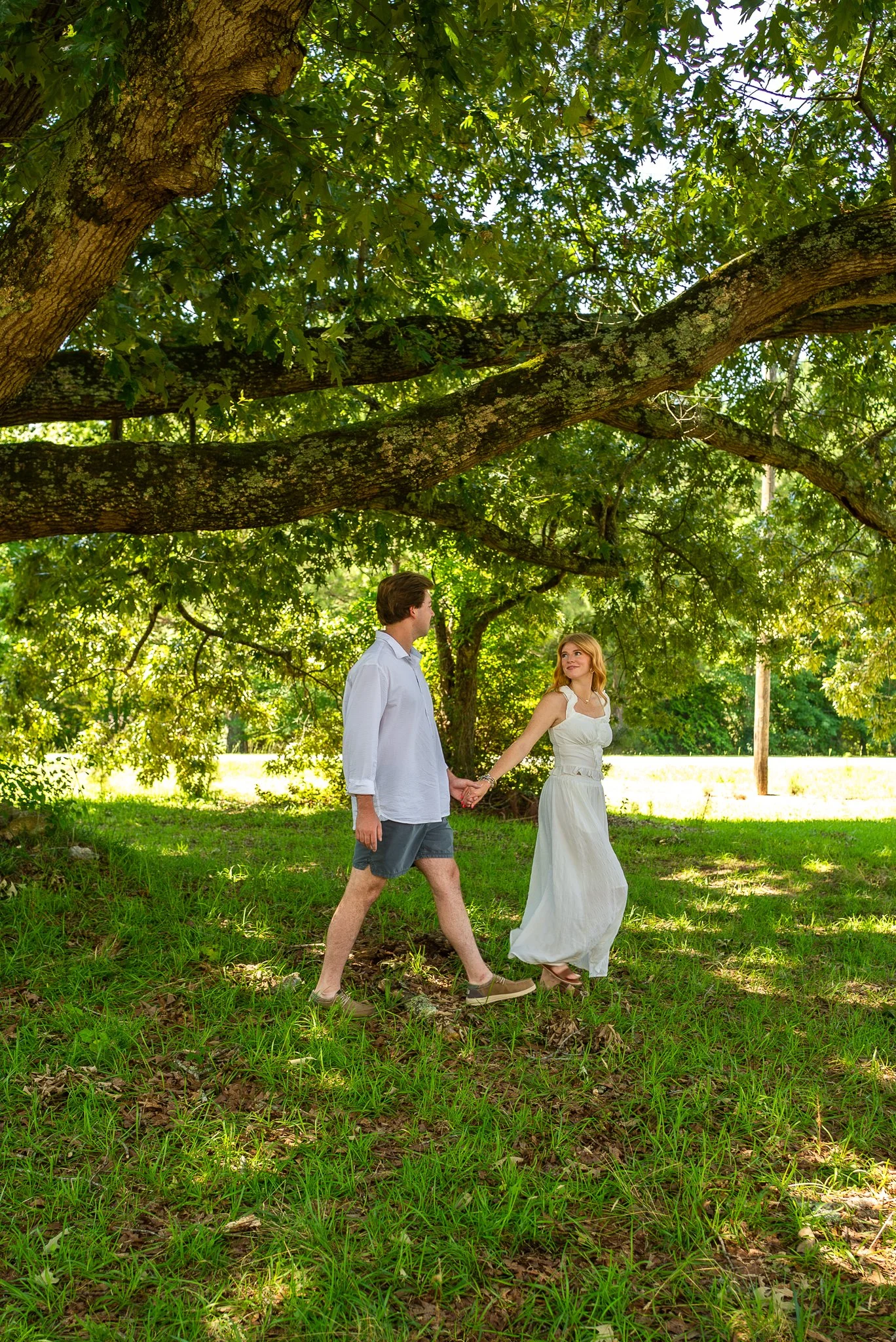 clayton-nc-couples-photographer-hand-in-hand.jpg