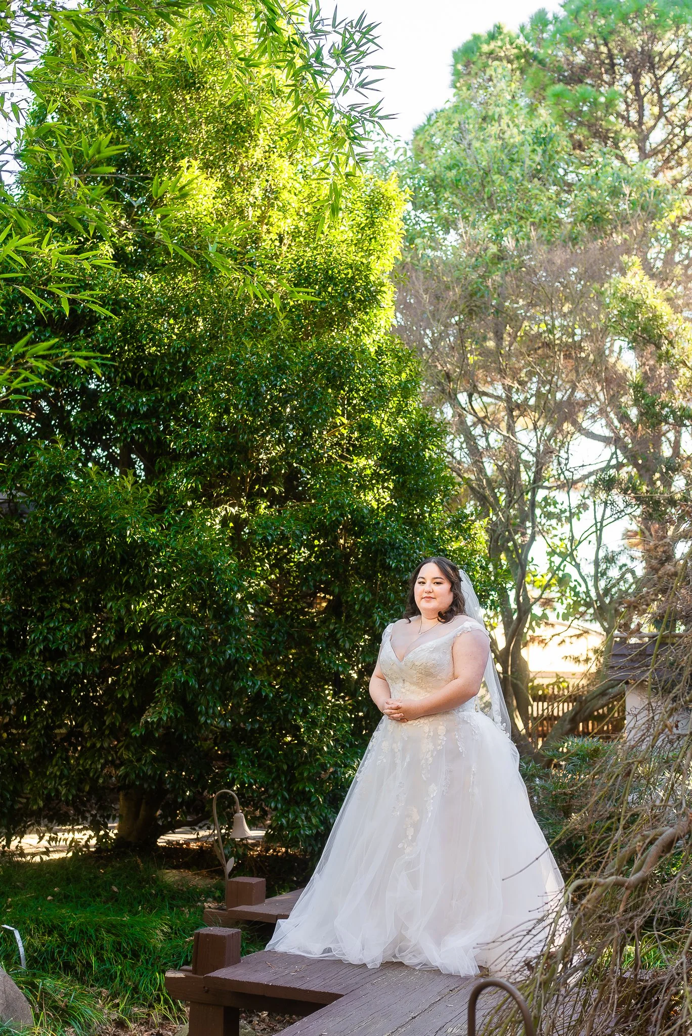 jc-raulston-arboretum-raleigh-nc-bridal-portraits-garden-path.jpg