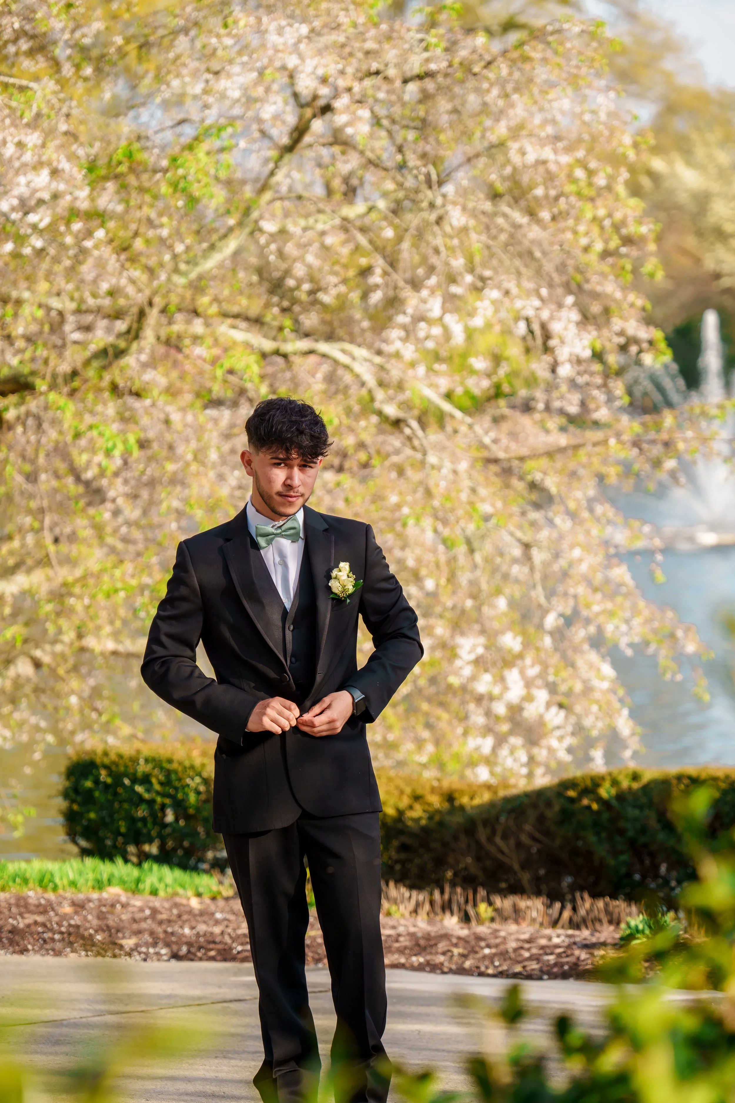 pullen-park-raleigh-nc-prom-photography-male-portrait-kzk-visuals.jpg