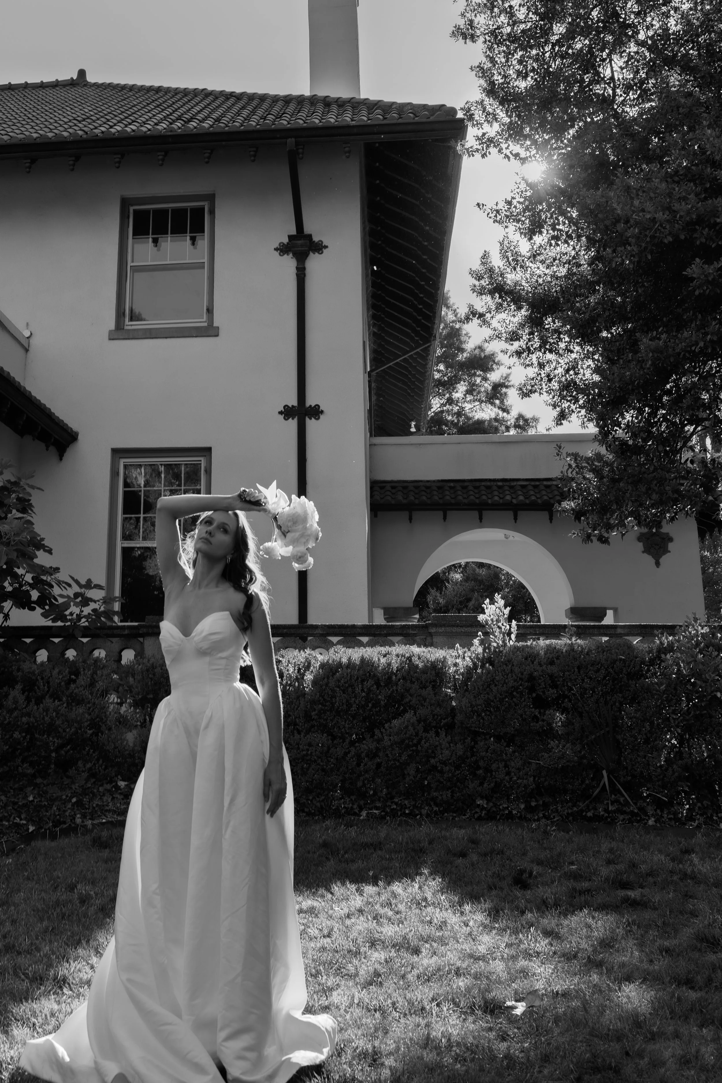 hill-house-durham-nc-wedding-black-and-white-bouquet.jpg