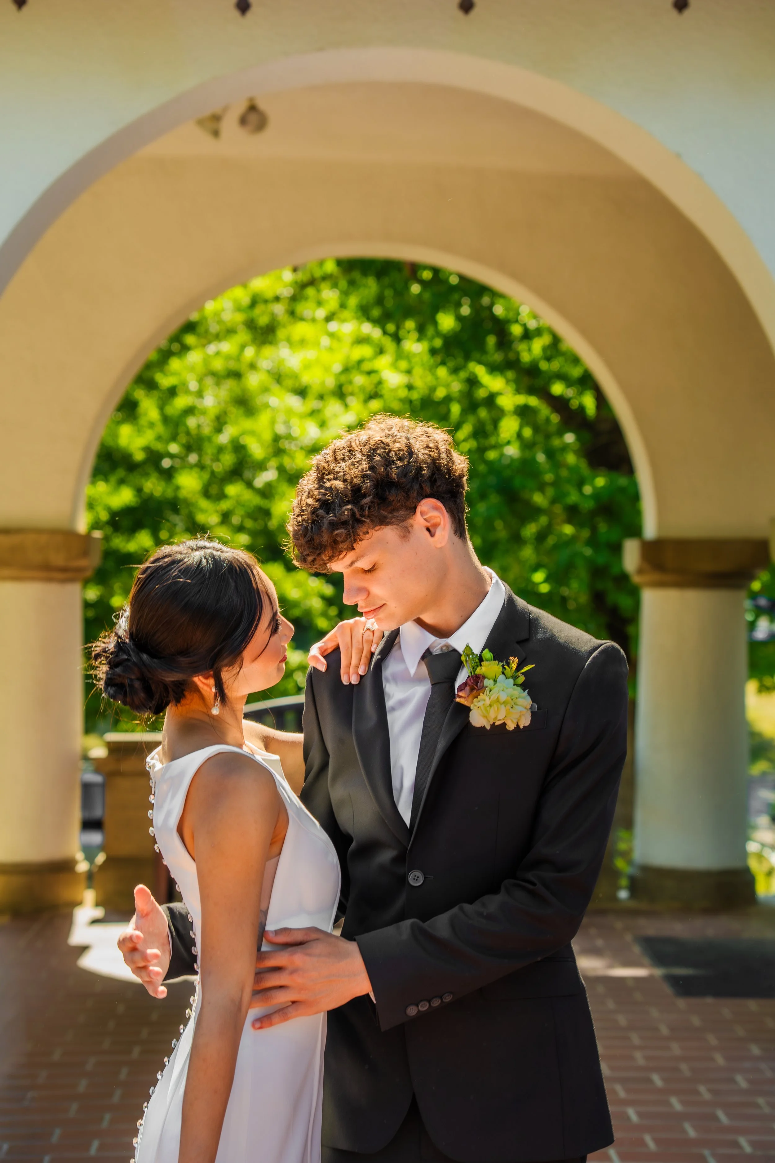 hill-house-durham-nc-wedding-archway-close-portrait.jpg