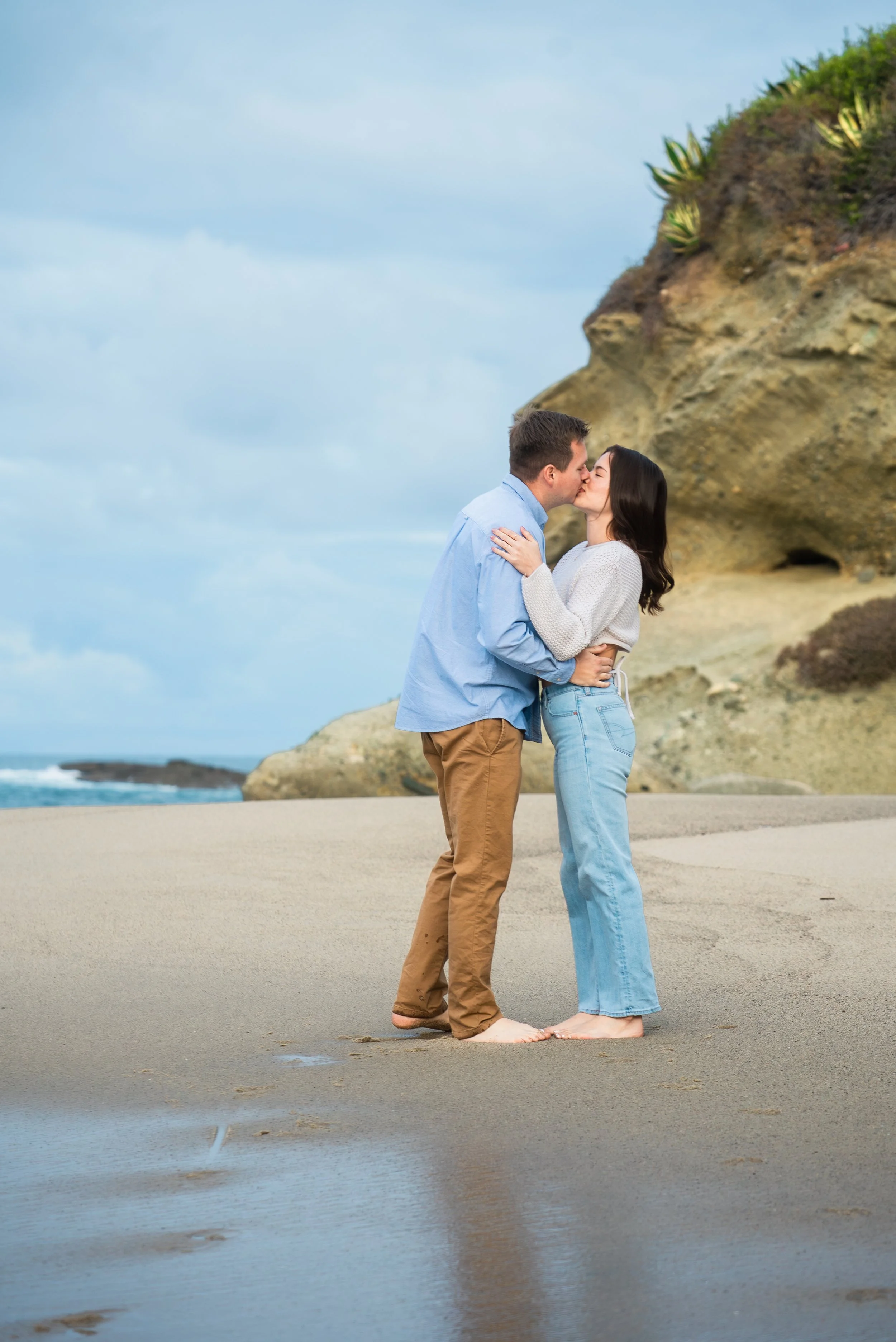 laguna-beach-couples-photographer-romantic-beach-kiss.jpg