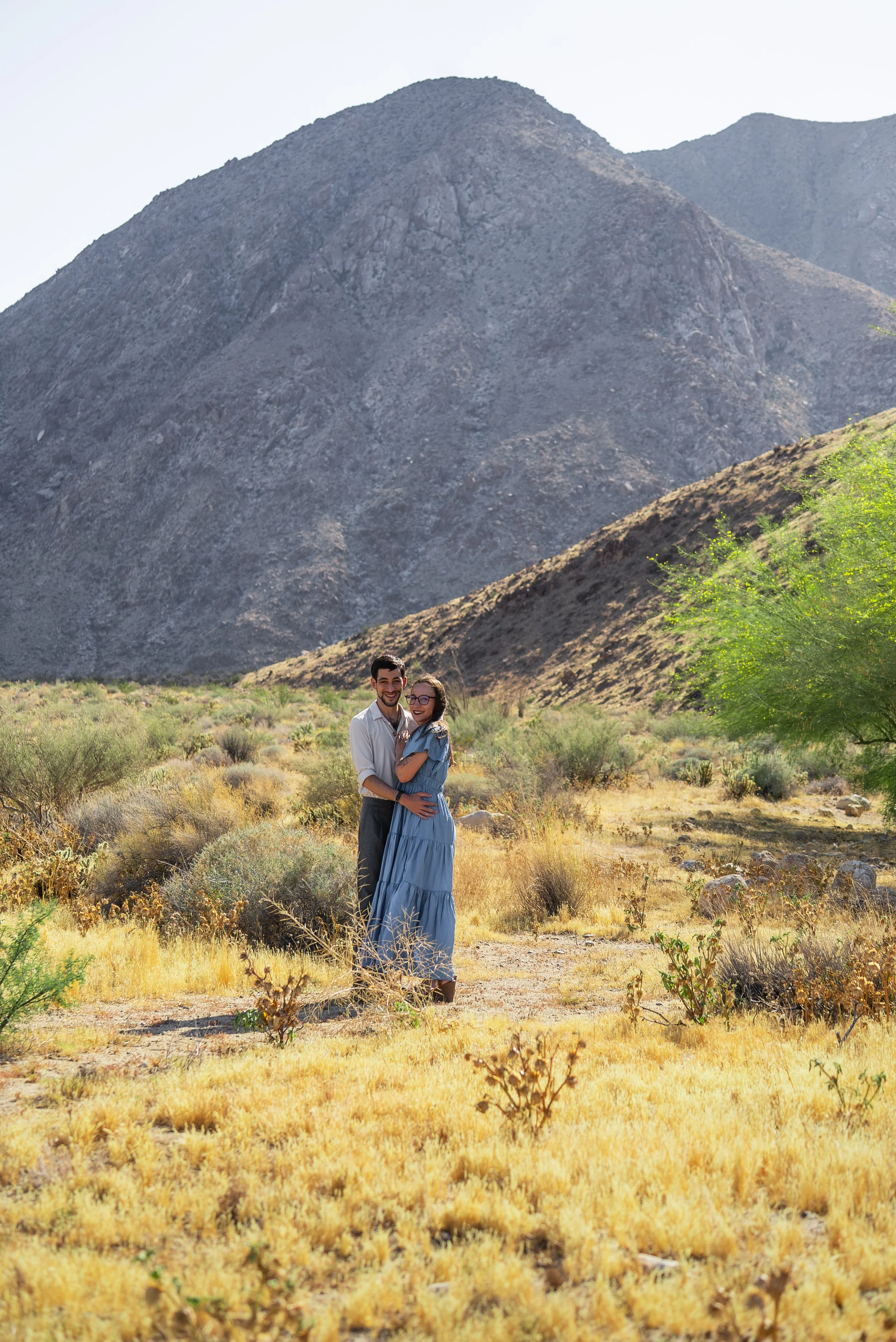 anza-borrego-couples-photographer-mountain-portrait.jpg