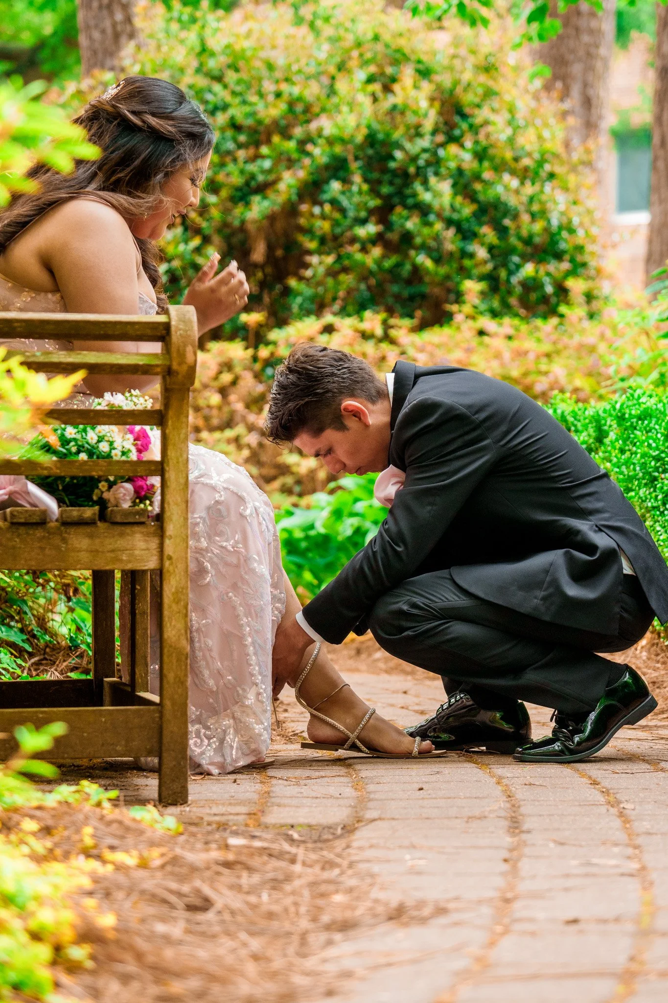 wral-azalea-gardens-raleigh-nc-prom-photography-helping-with-heels-kzk-visuals.jpg